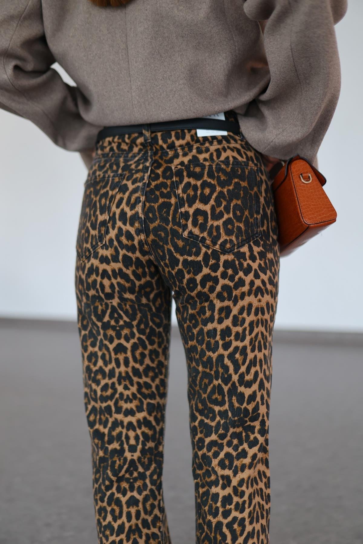 Leopar Straight Jean