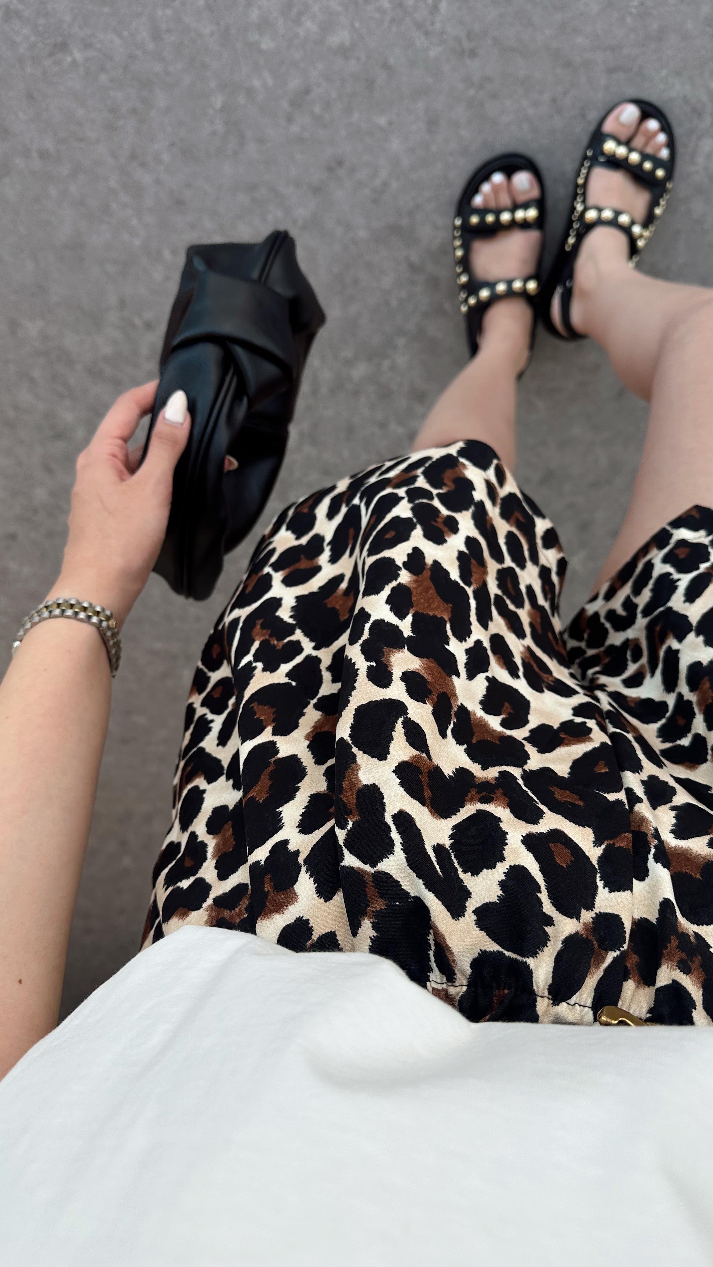 Leoparlı Şort