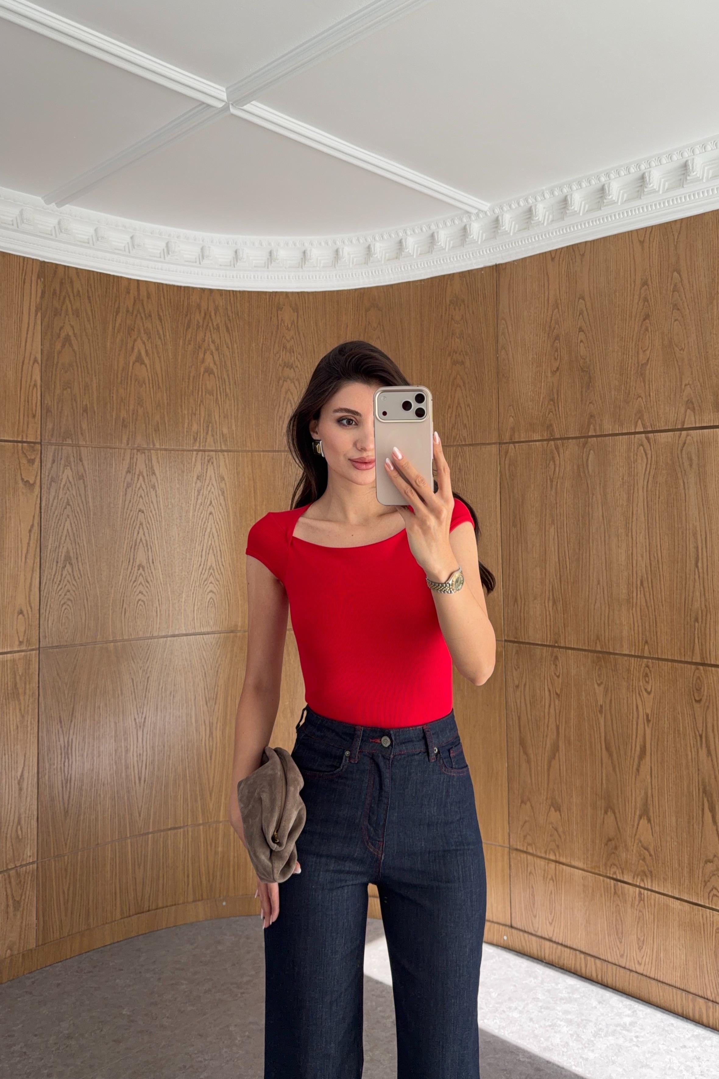 Likralı Kaşkorse Kırmızı Basic Bluz