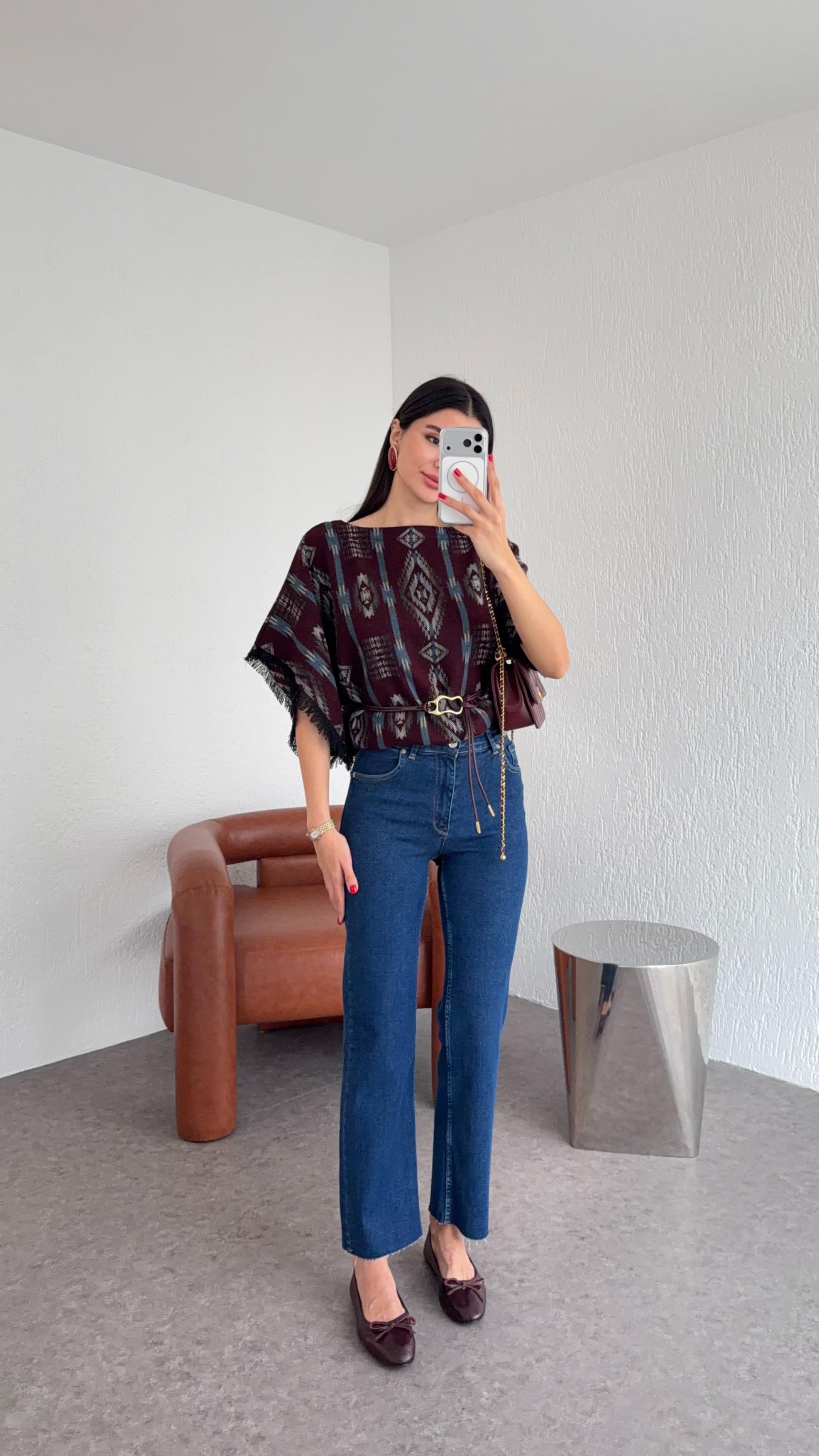 Likralı Kesik Paça Koyu Jean