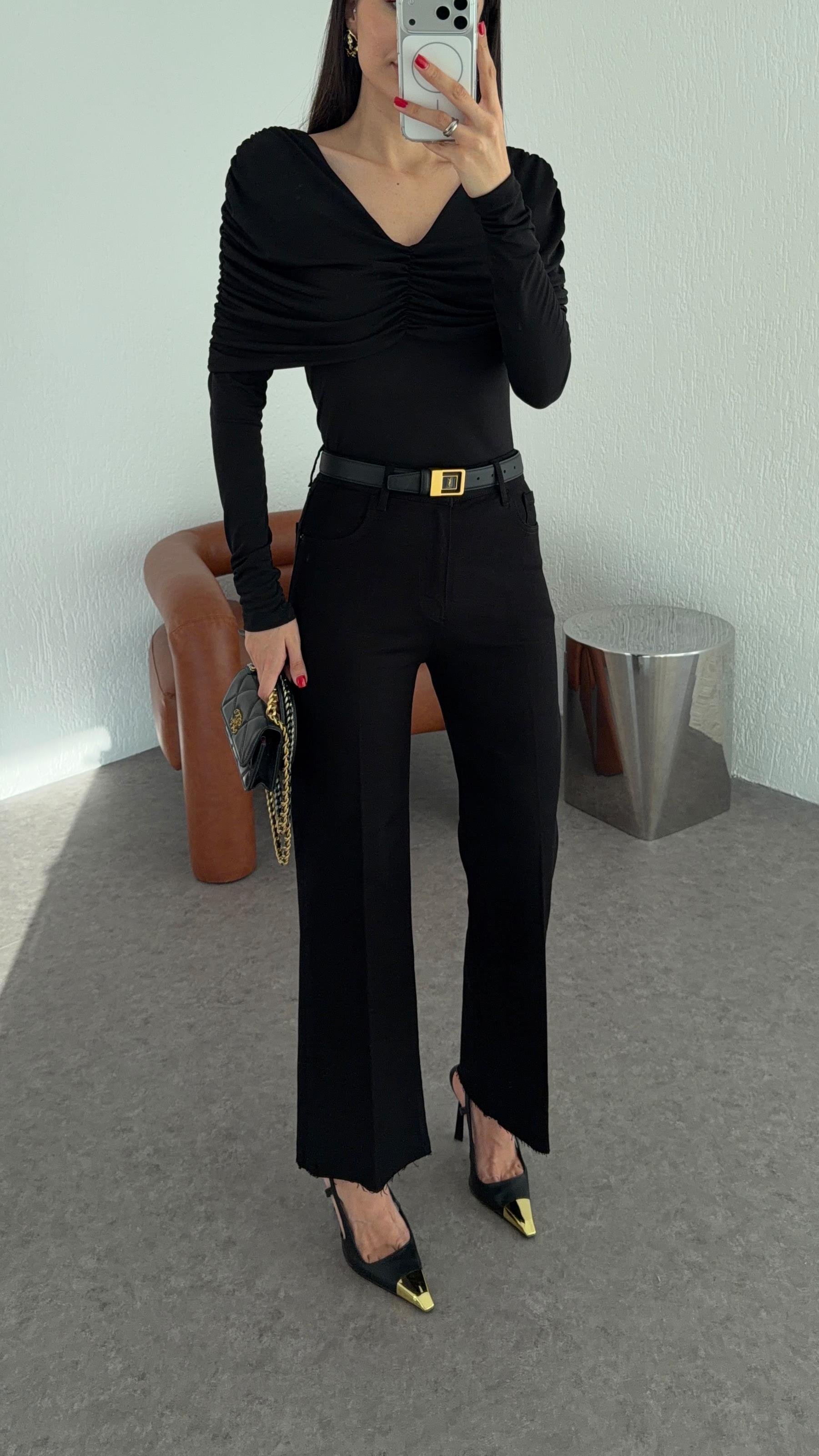 Likralı Siyah Flare Jean