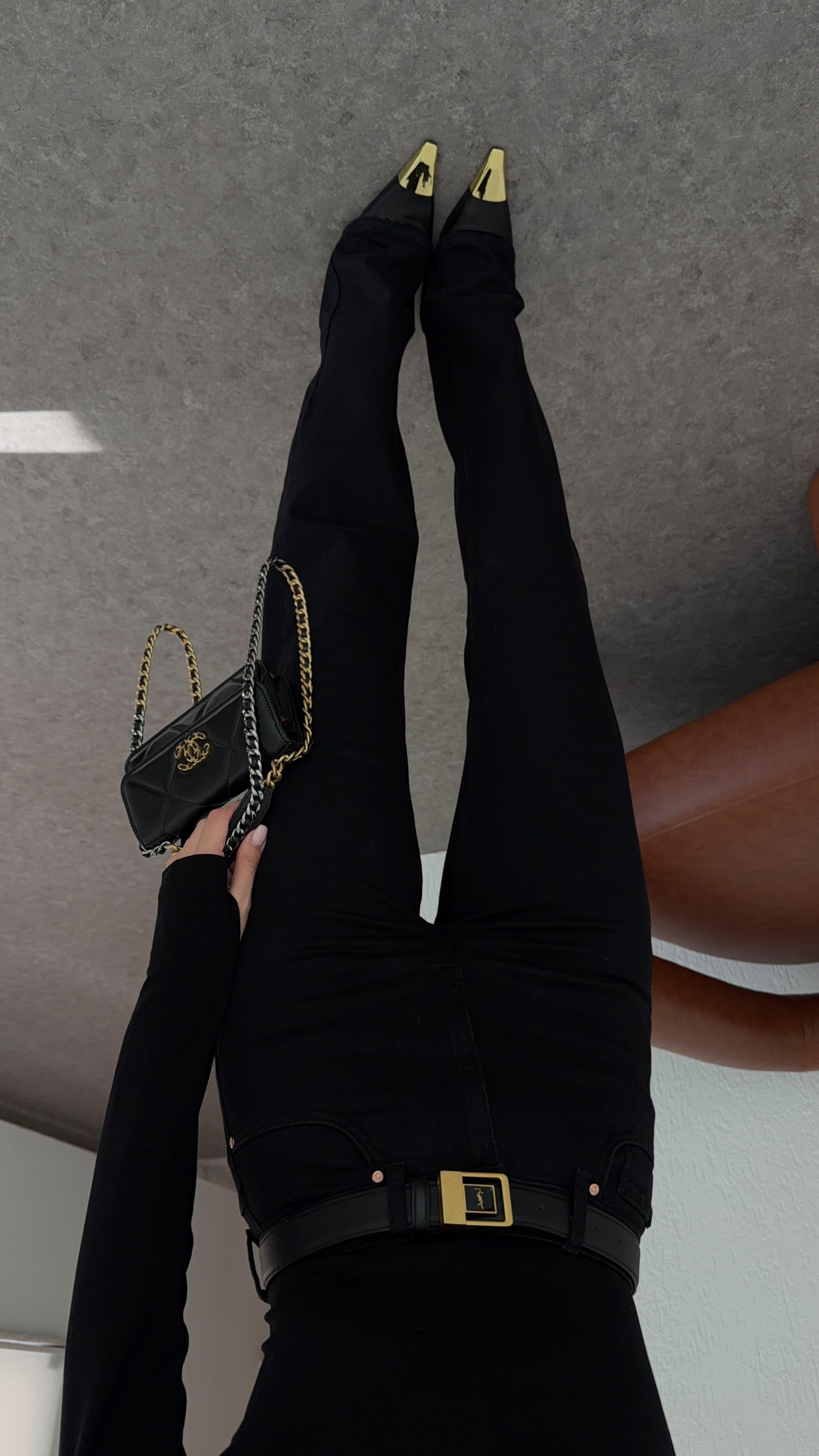 Likralı Siyah Straight Jean