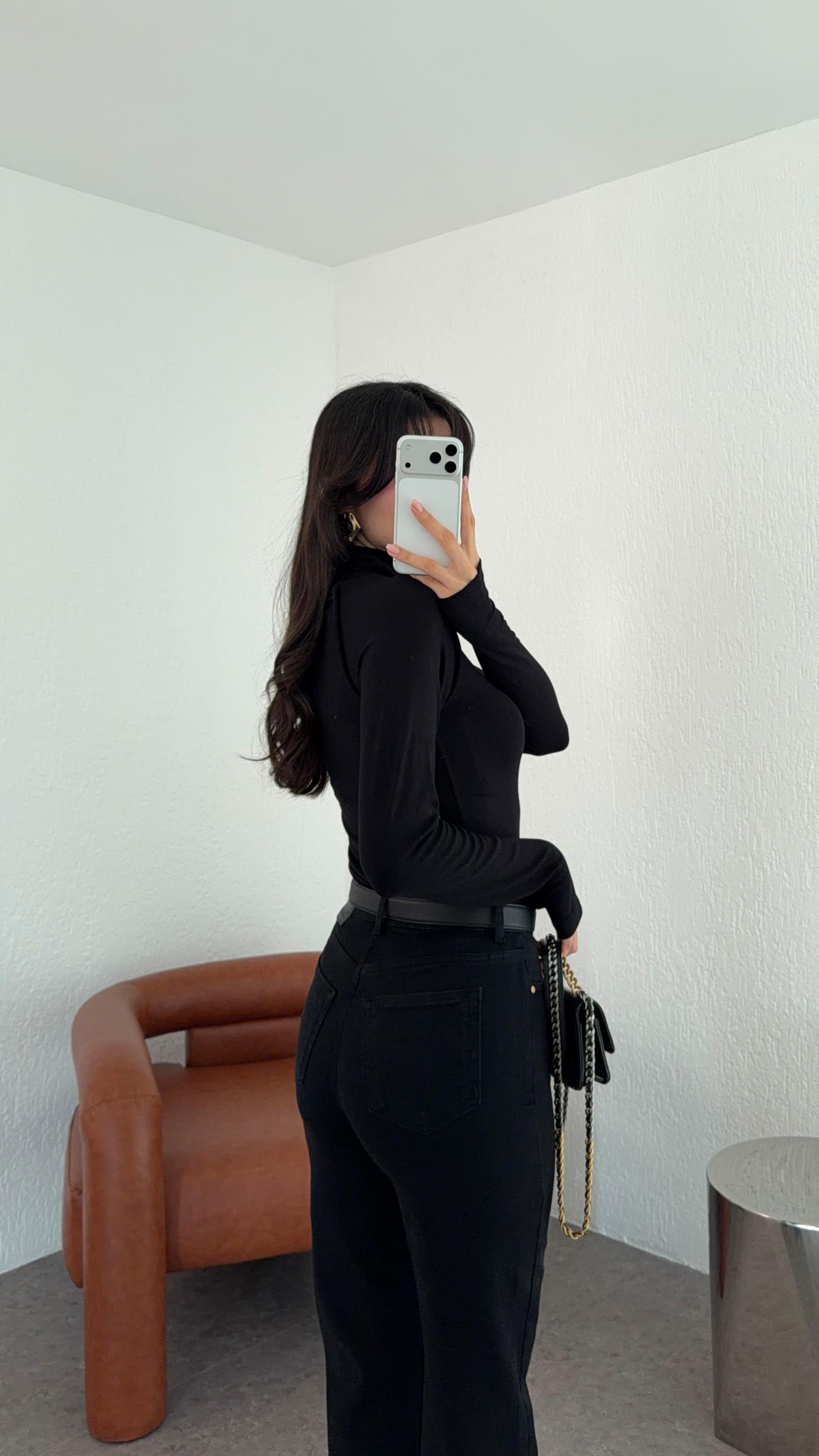 Likralı Siyah Straight Jean
