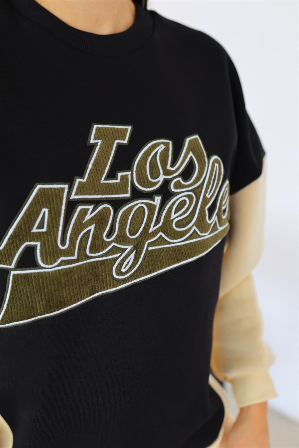 Los Angeles Kadife Nakışlı Siyah Sweat