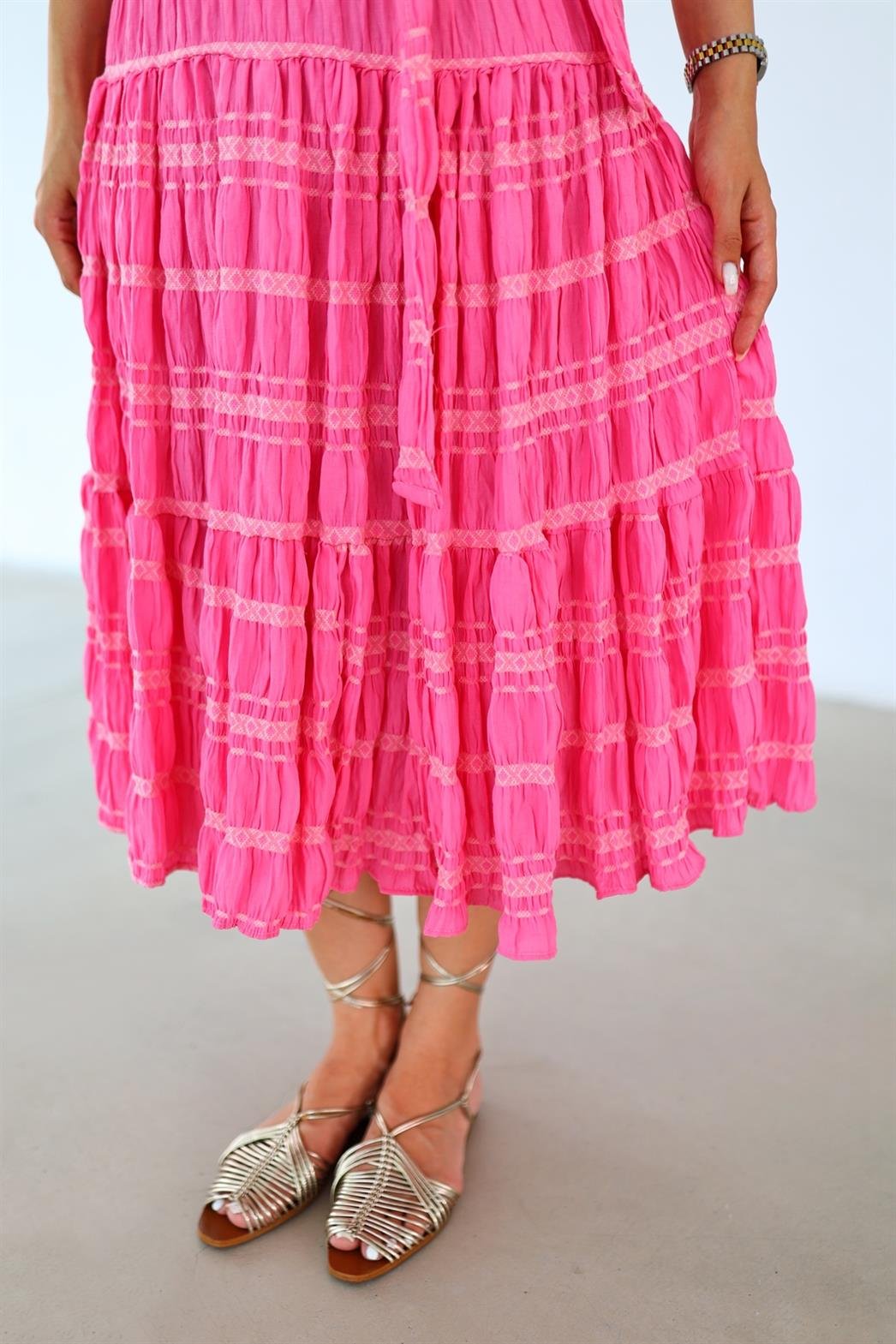 Madonna Yaka Pembe Elbise