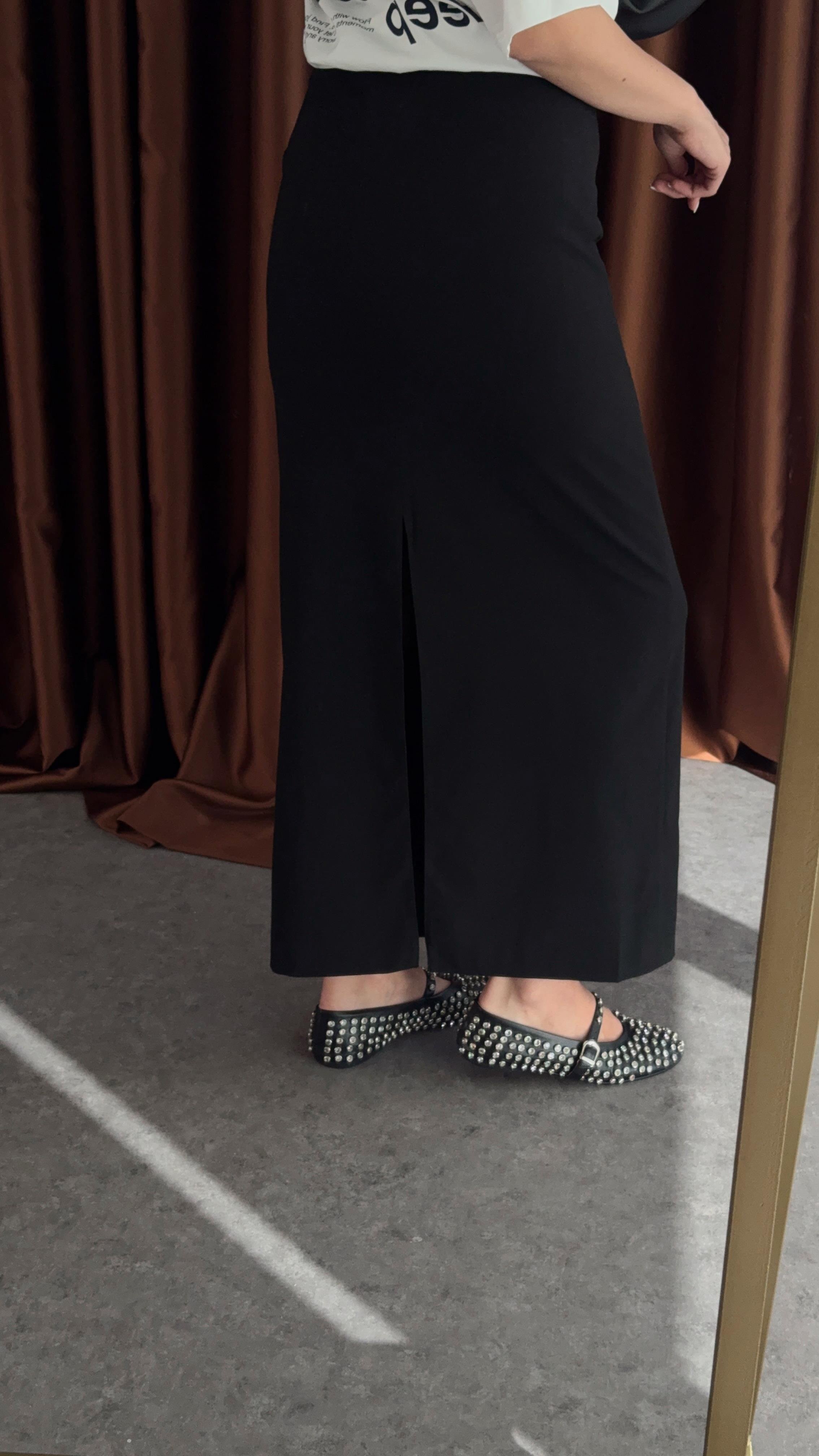 Maxi Siyah Kalem Etek
