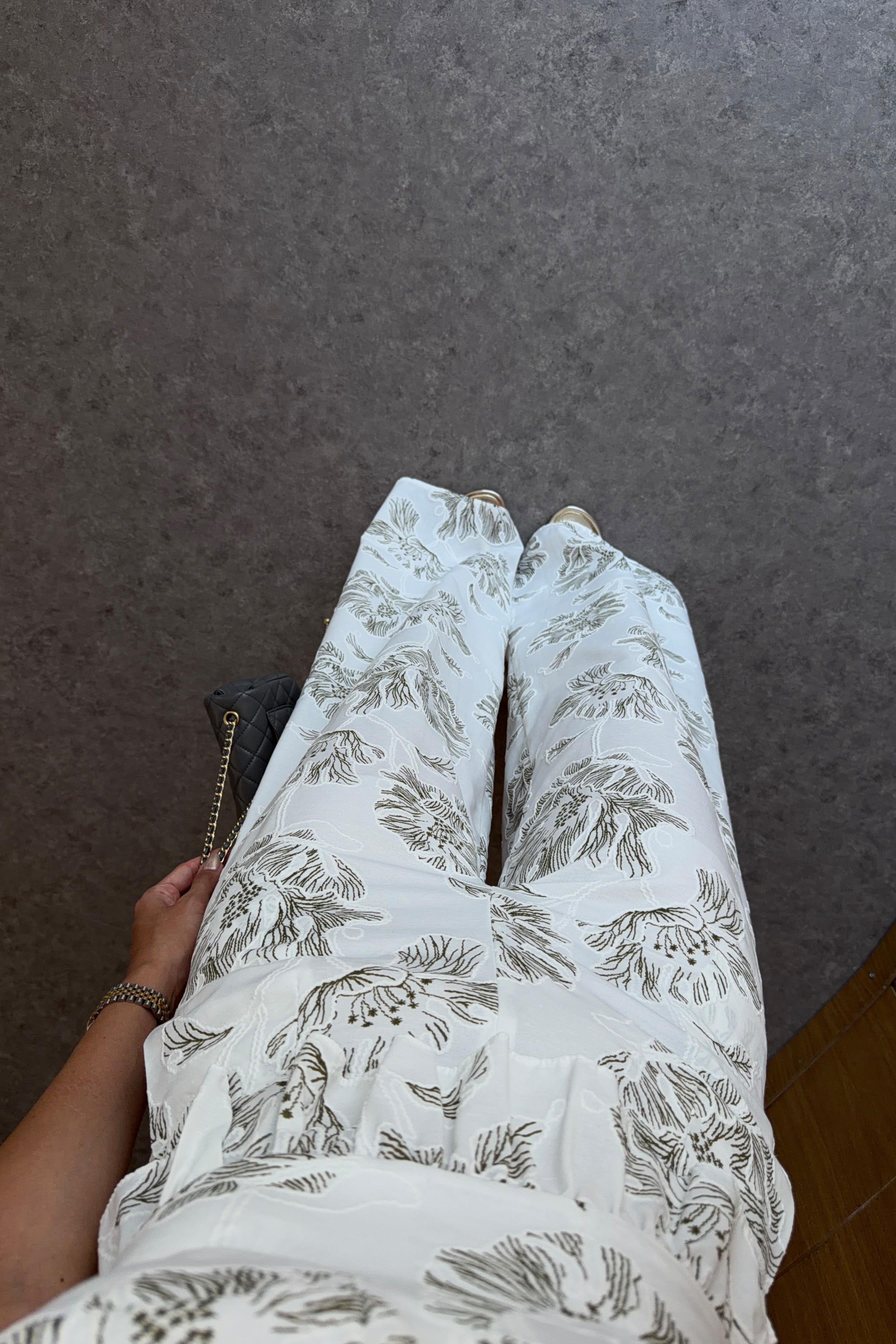 Nakış Görünümlü Boncuklu Büstiyer-Pantolon Beyaz Takım