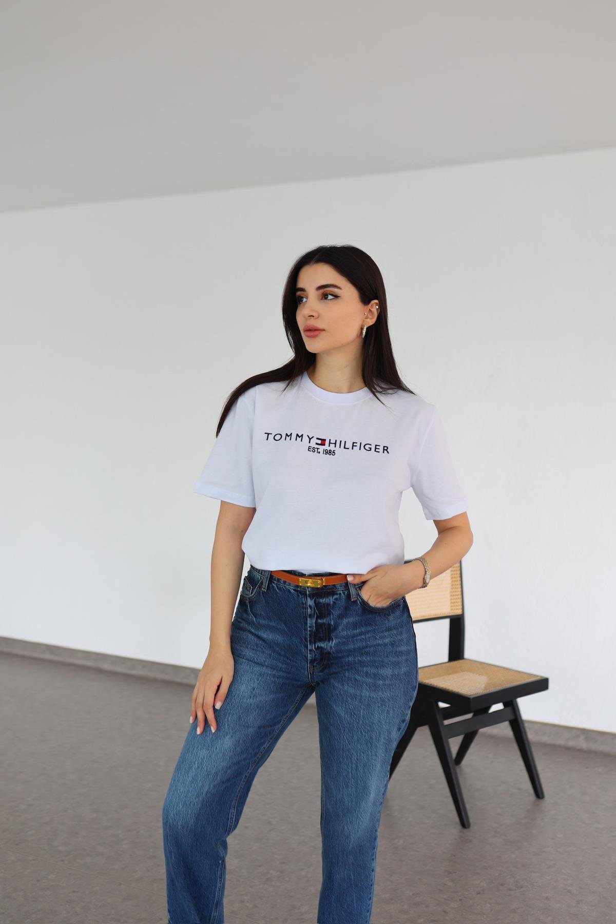 Nakışlı Basic Beyaz Tshirt