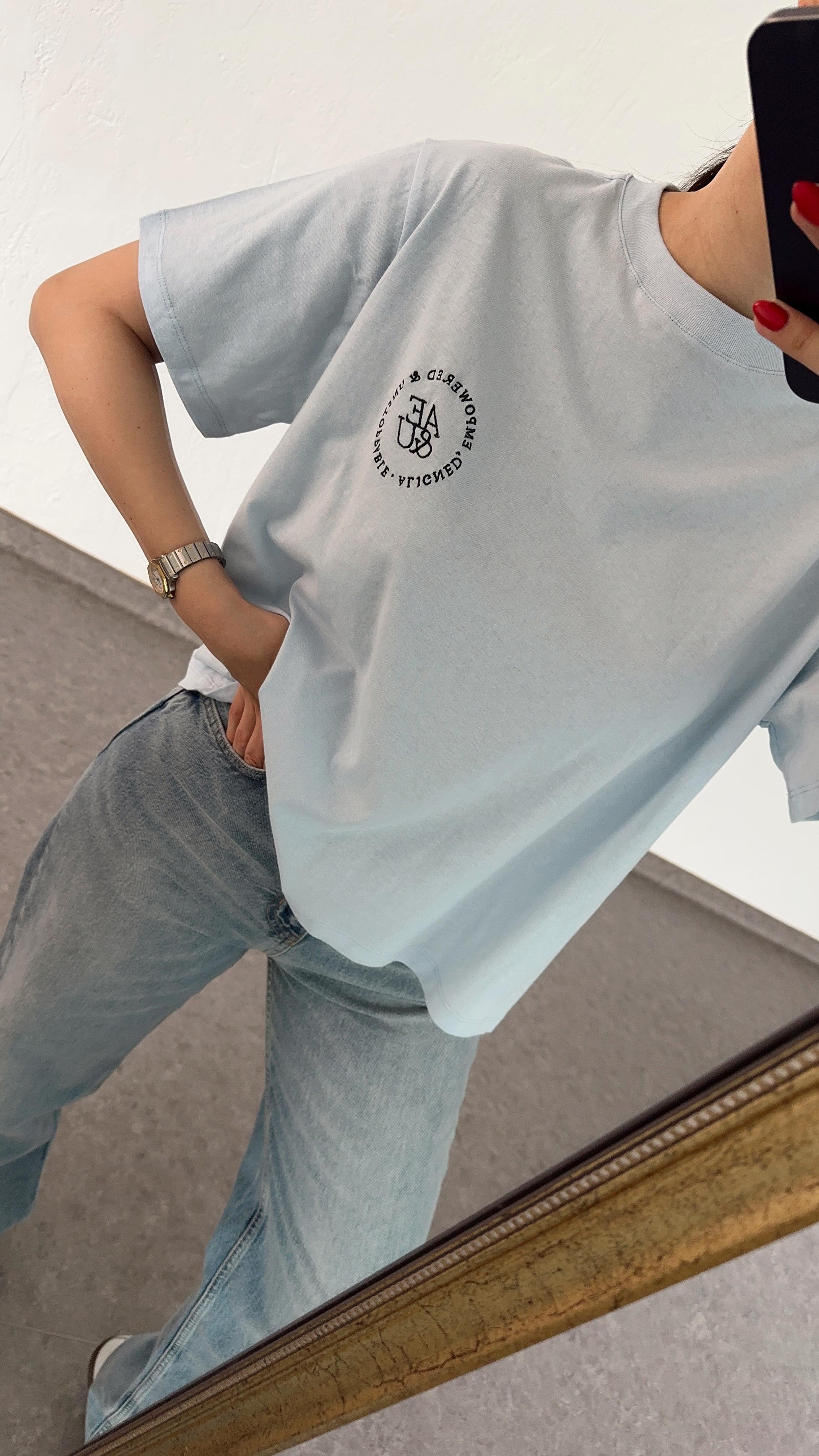 Nakışlı Mavi Tshirt