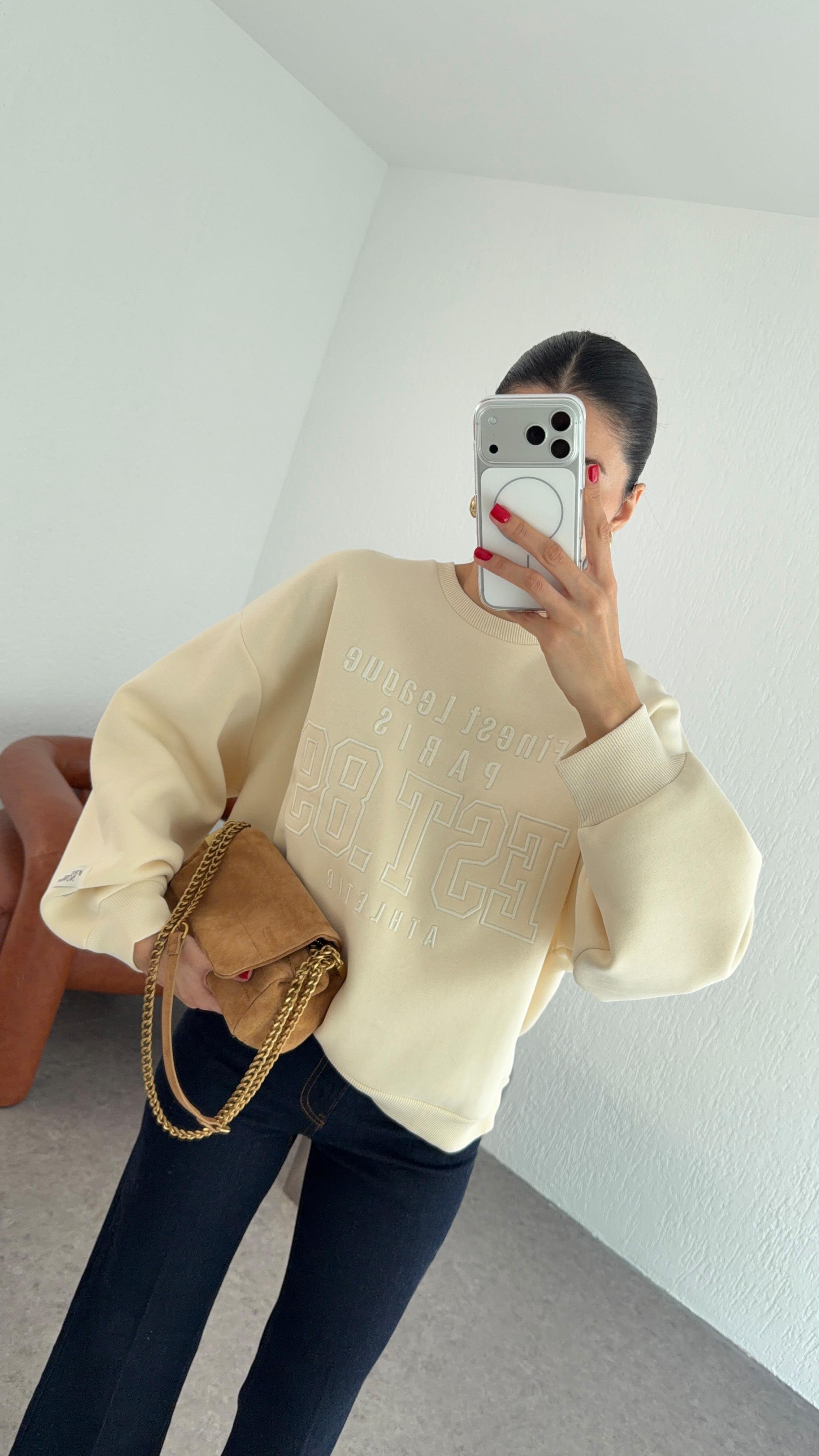 Nakışlı Şardonlu Sarı Sweat