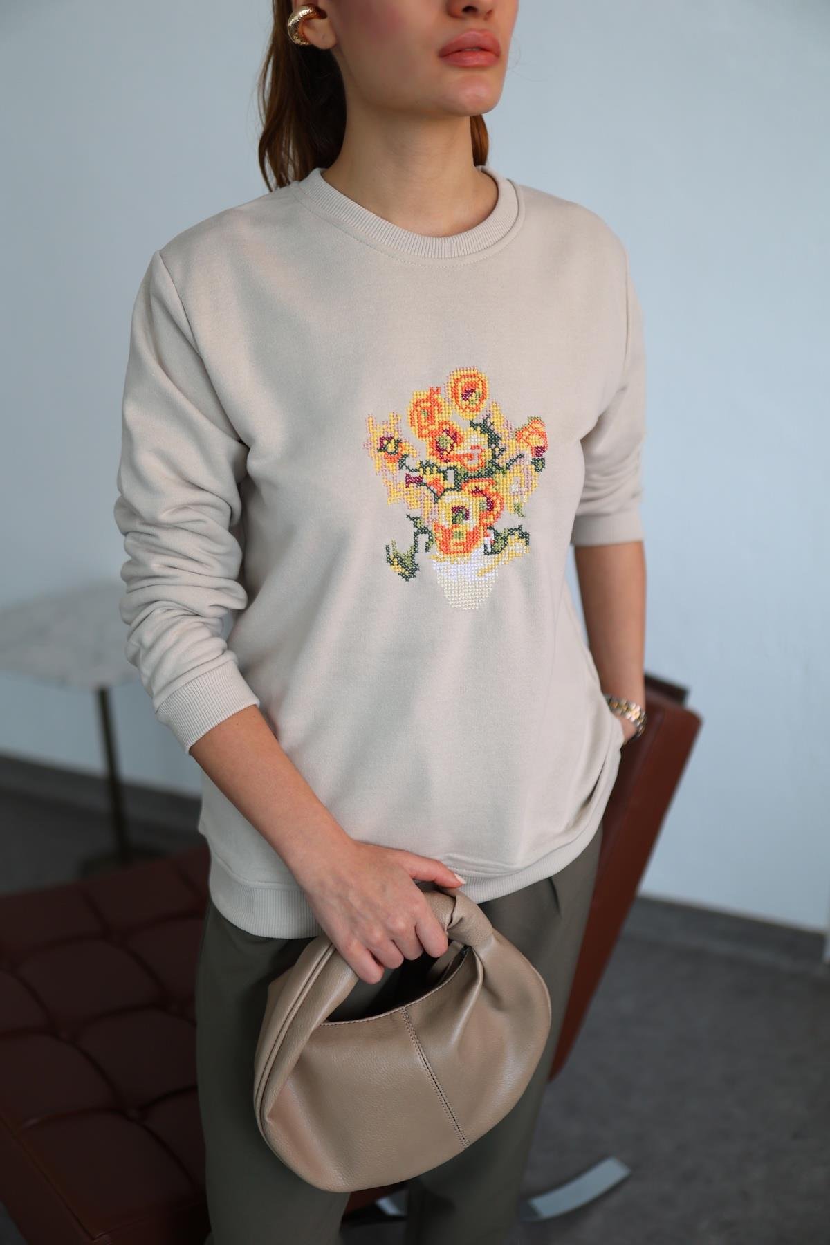 Nakışlı Vizon Sweat
