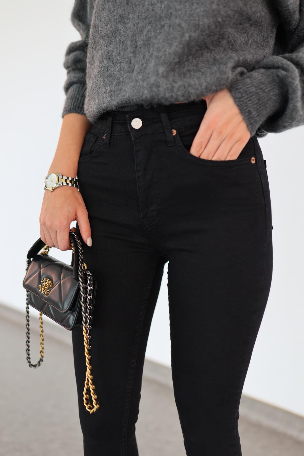 Nara Siyah Skinny Jean