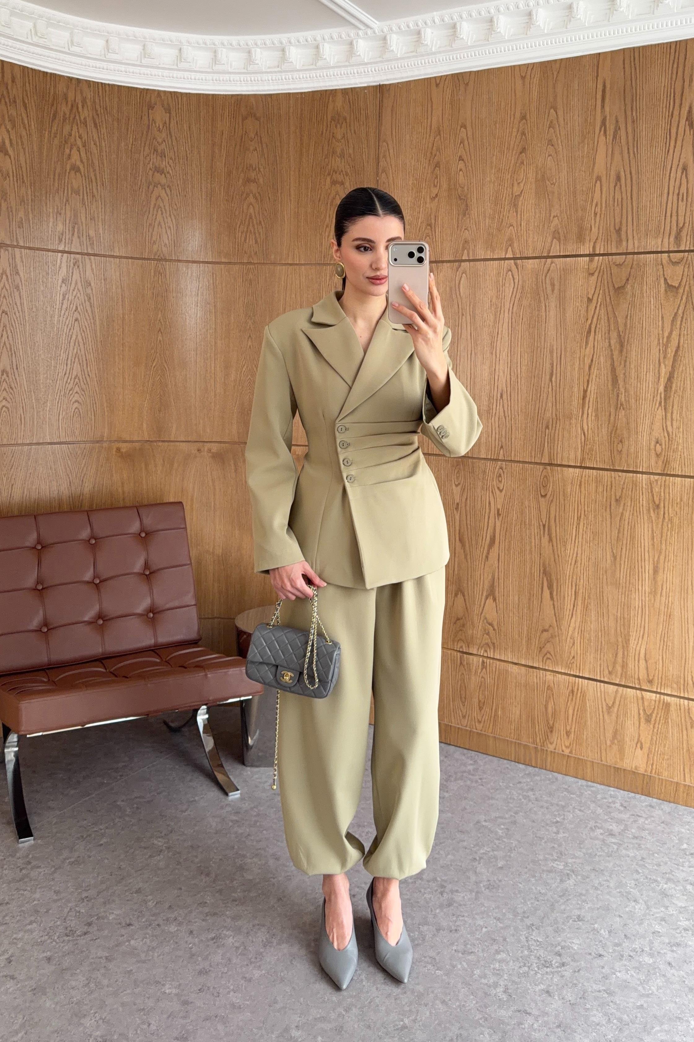 Önden Drapeli Haki Şalvar Takım