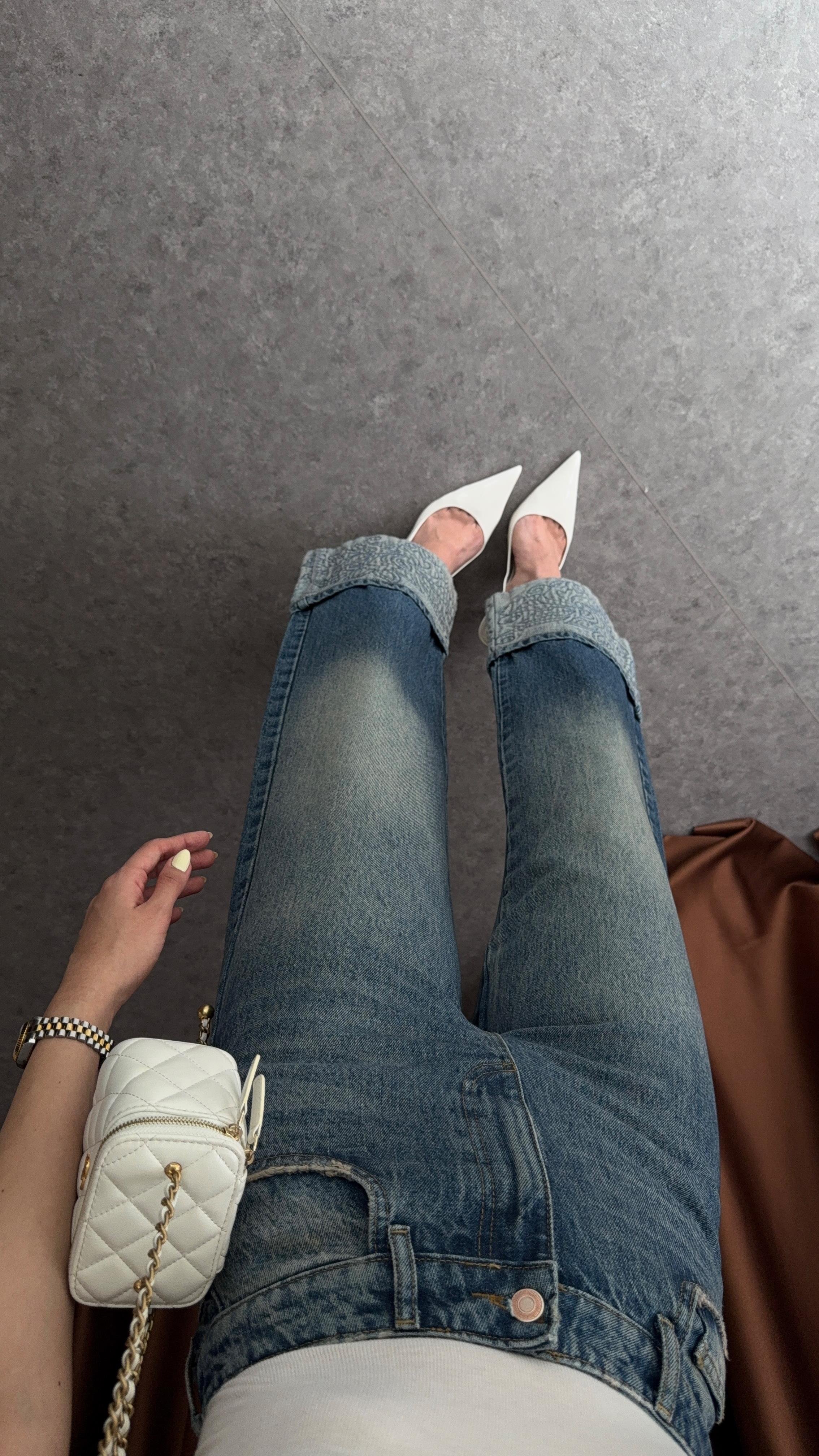 Paça Nakışlı Jean
