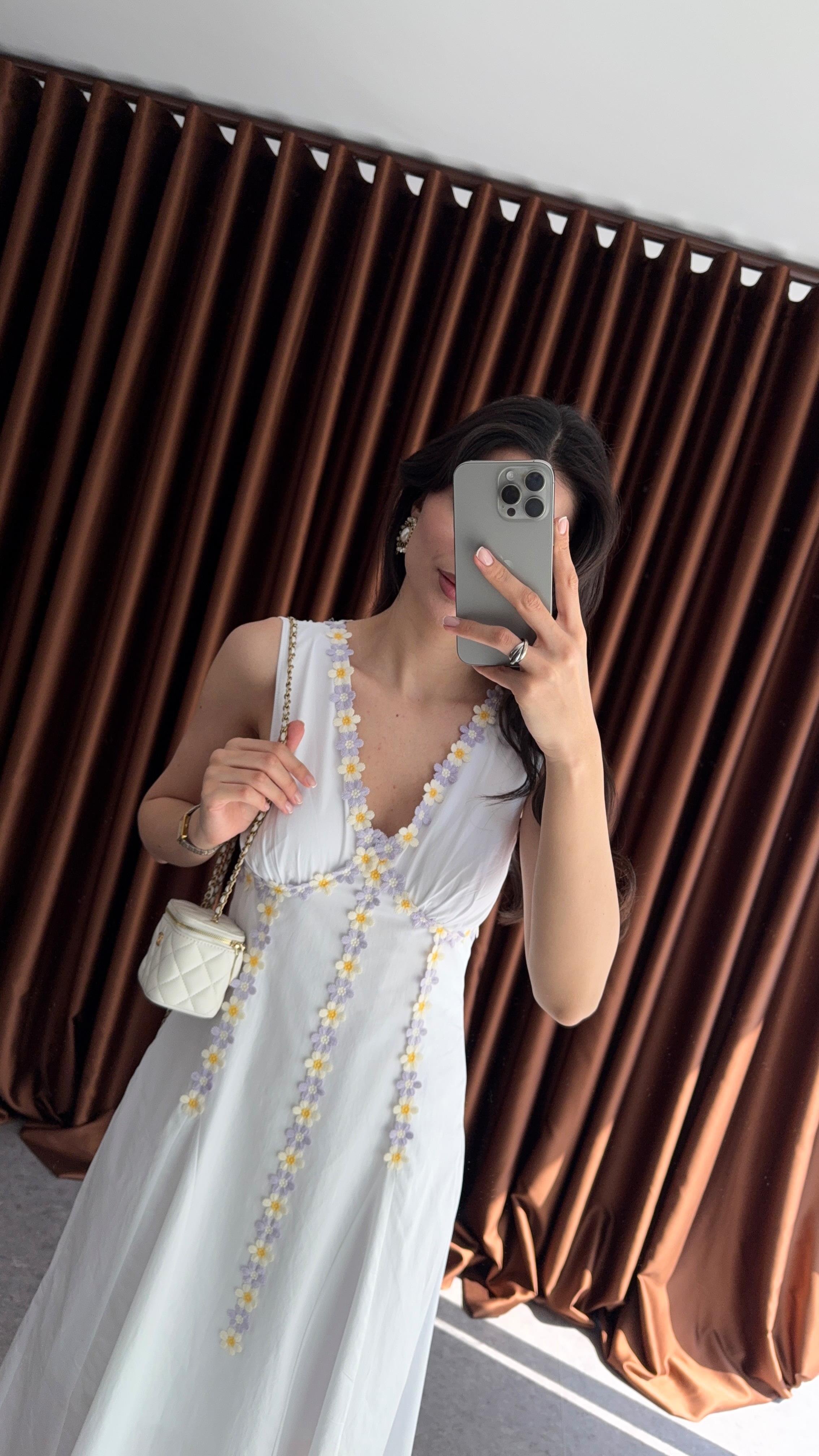 Papatyalı Poplin Beyaz Elbise
