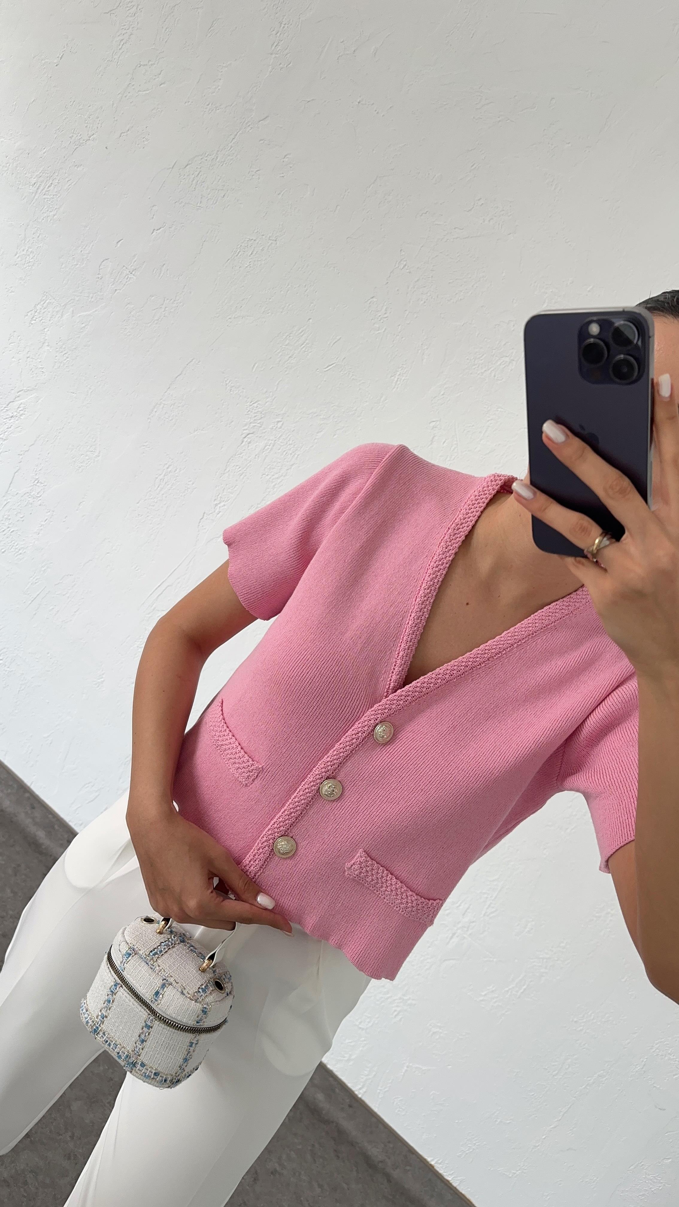Pirinç Düğmeli Pembe Triko
