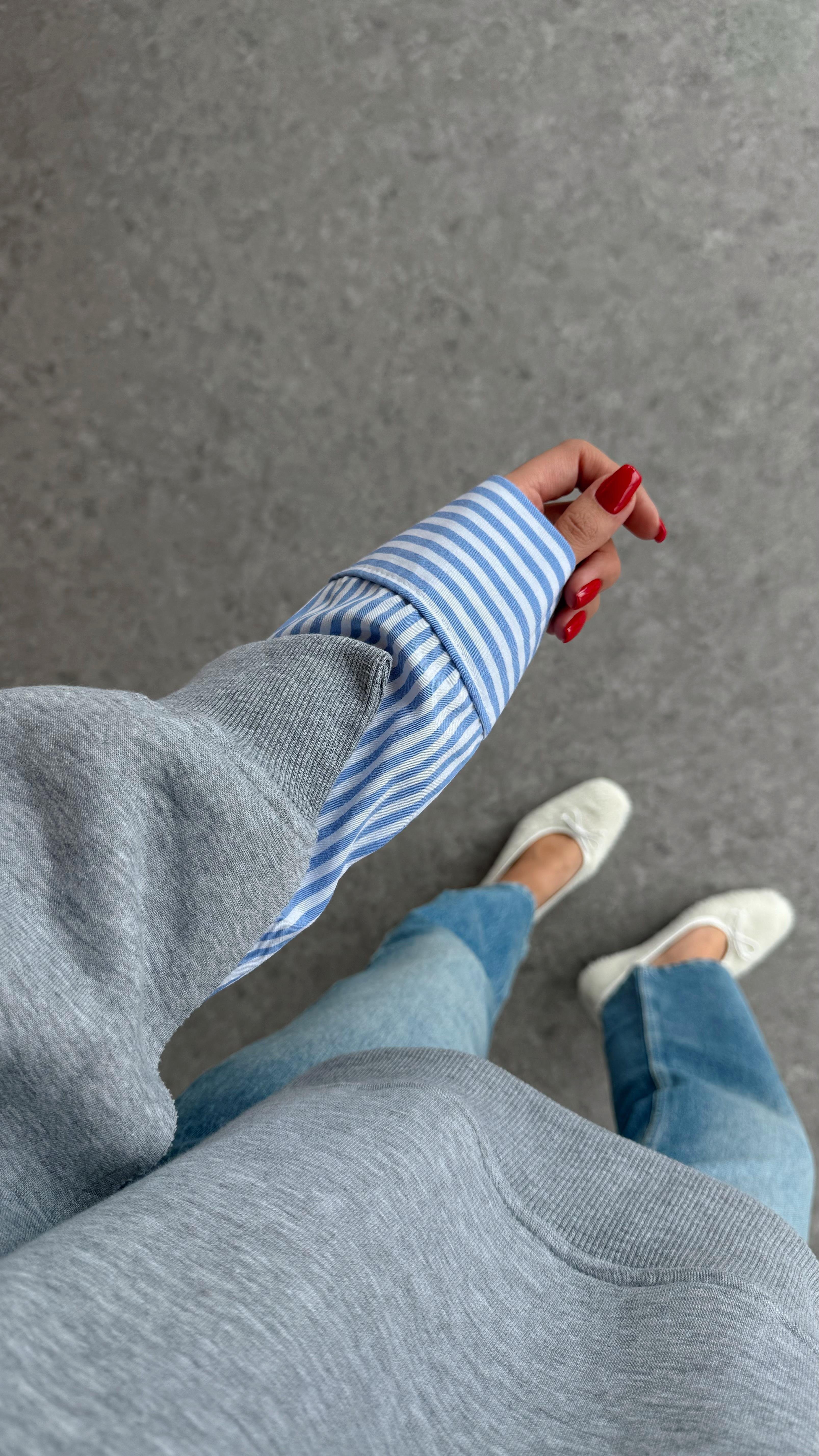 Poplin Detaylı Gri Sweat