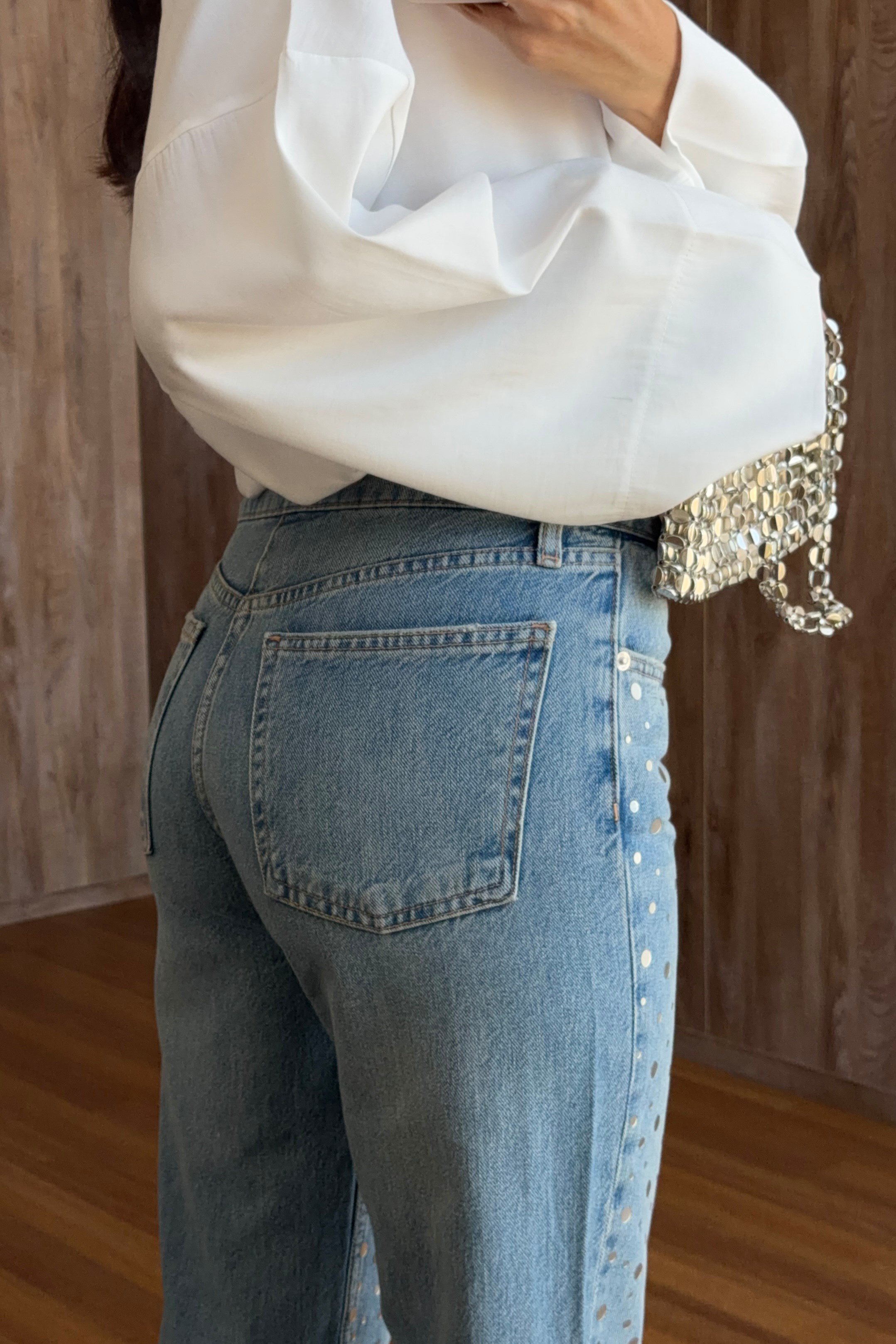 Pullu Açık Mavi Jean