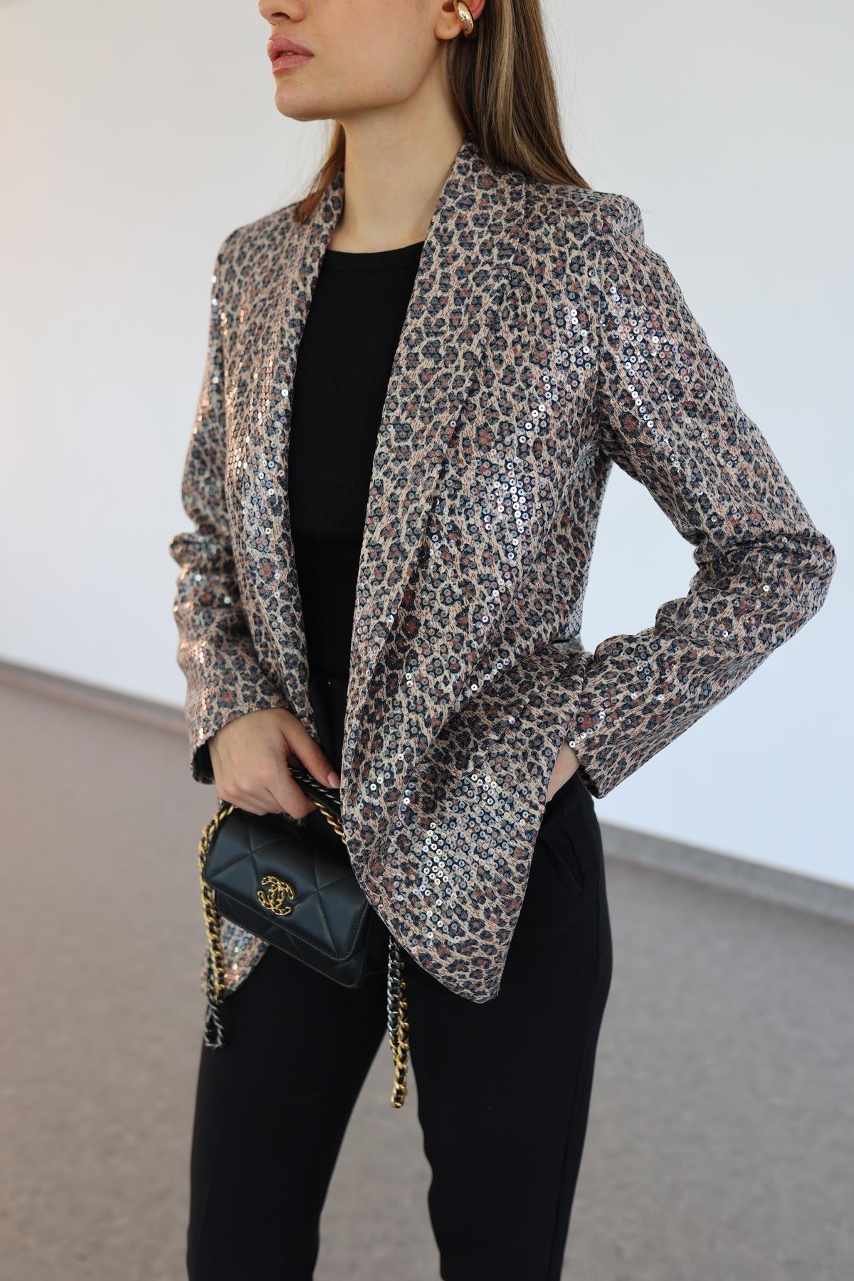 Pullu Leopar Ceket