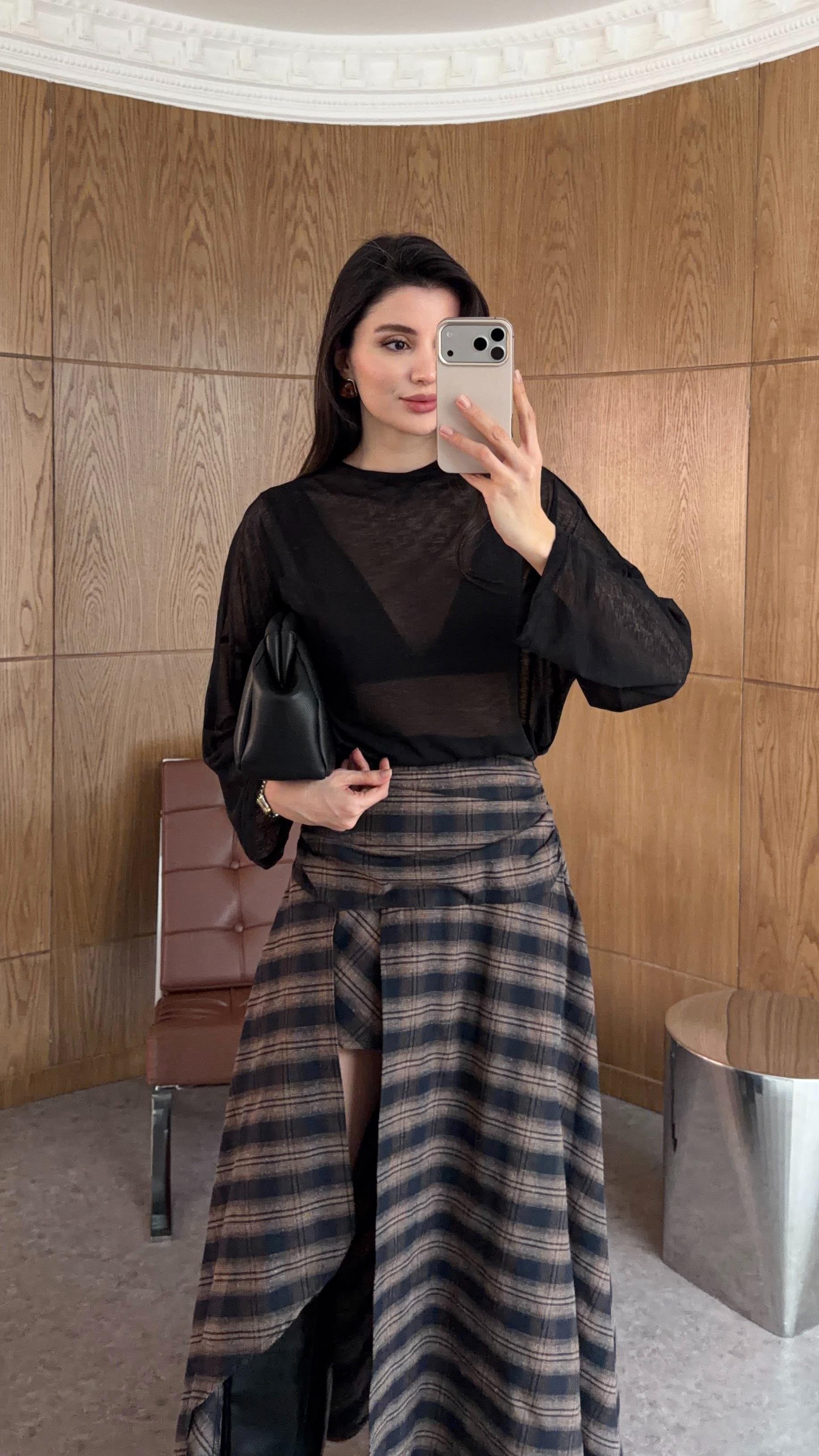 Siyah Basic Transparan Bluz