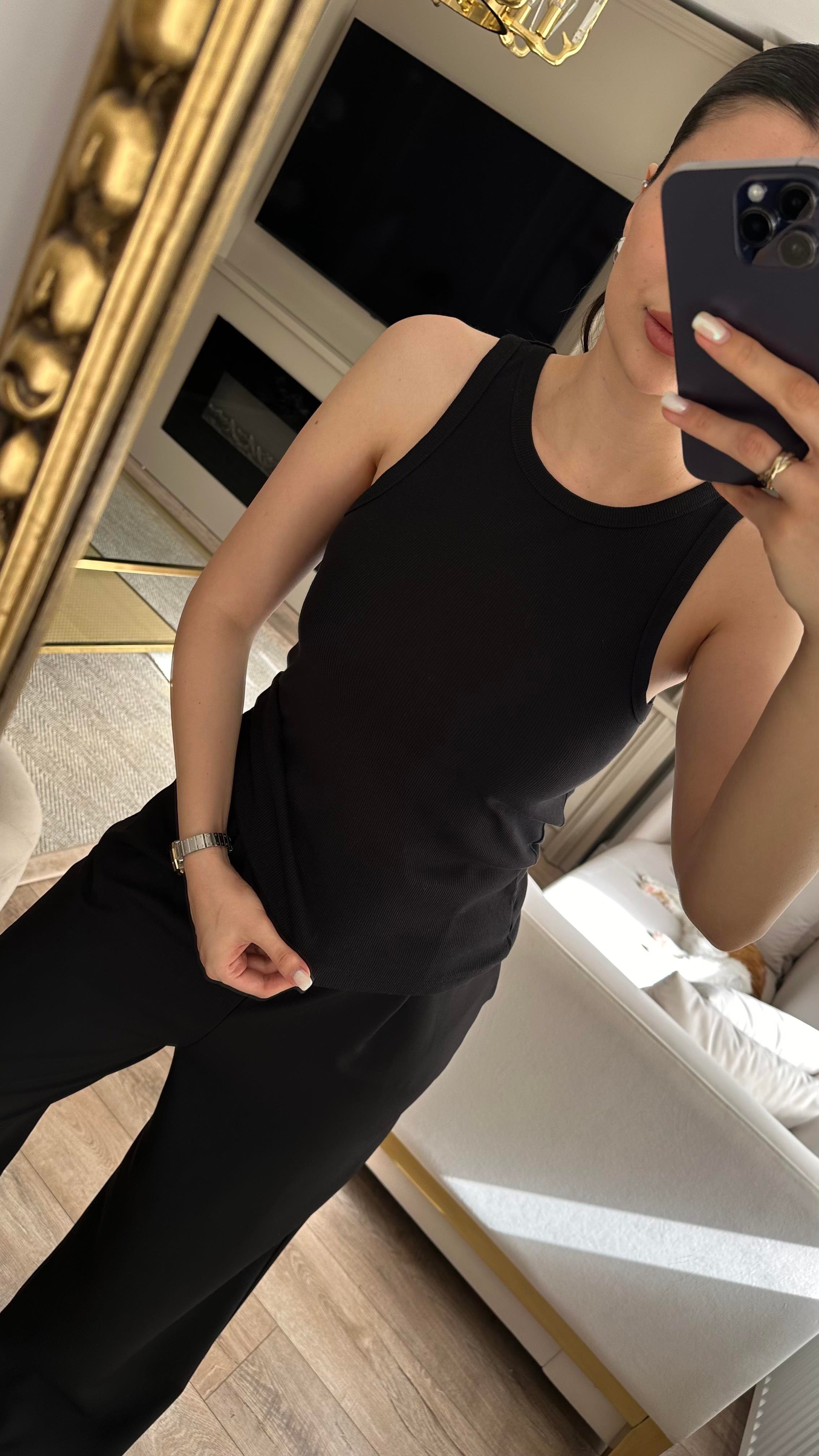 Siyah Halter Atlet