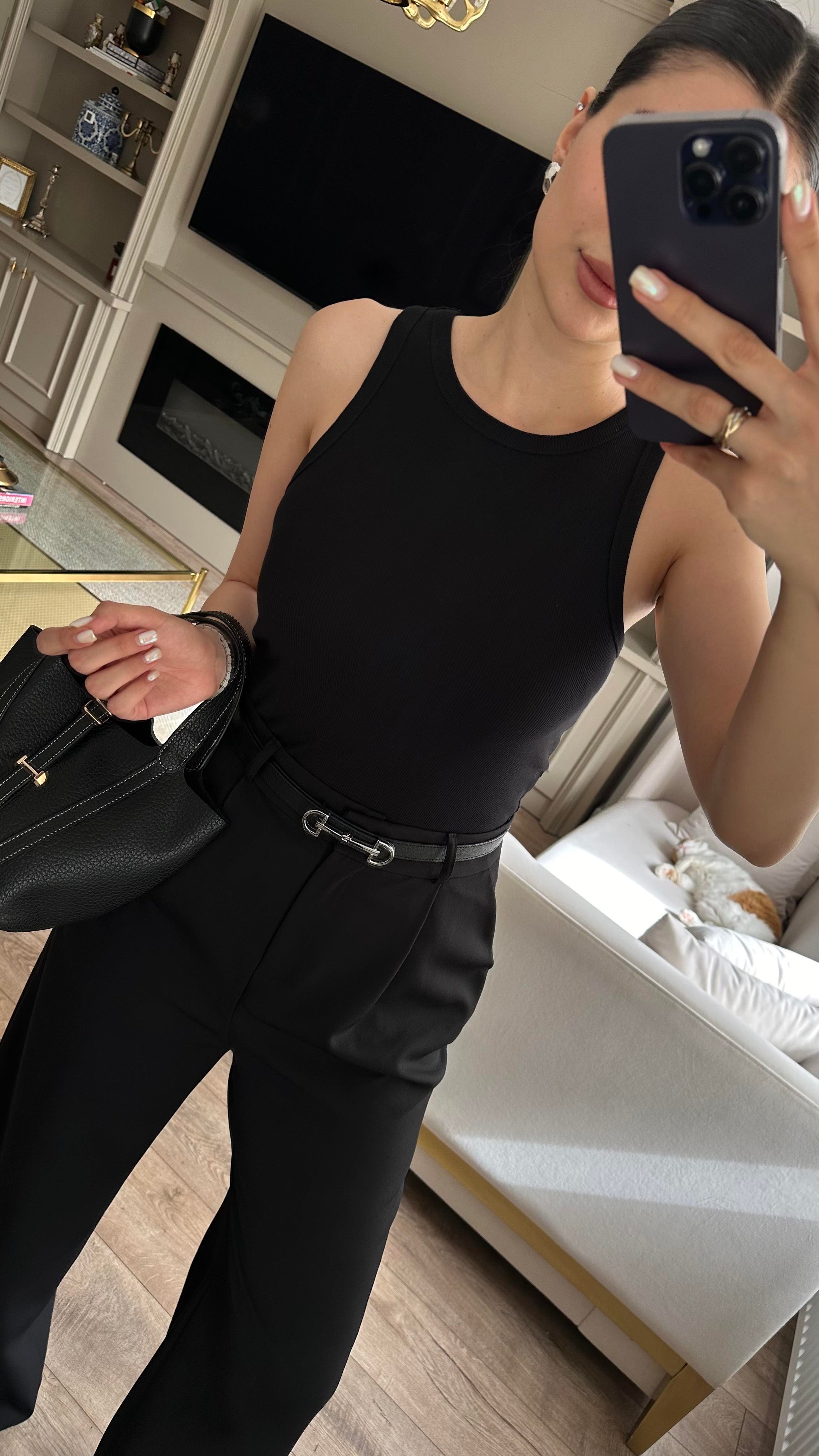 Siyah Halter Atlet