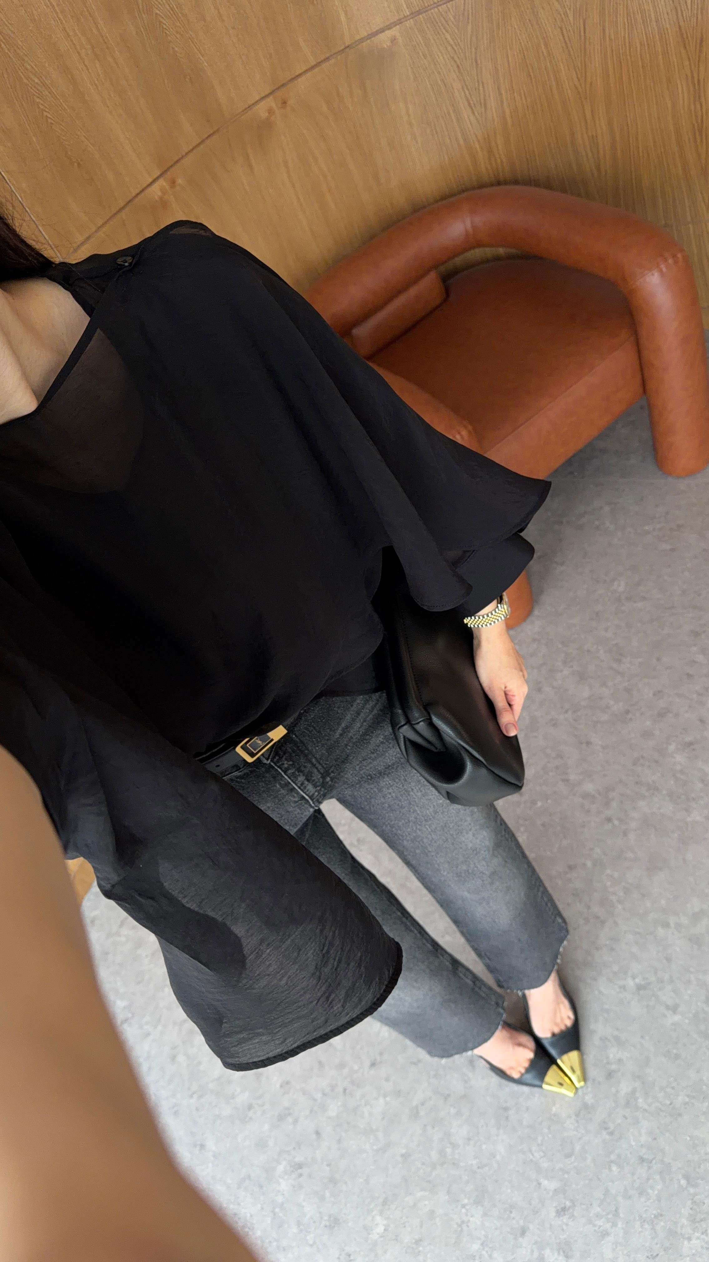 Soft Aura Siyah Bluz