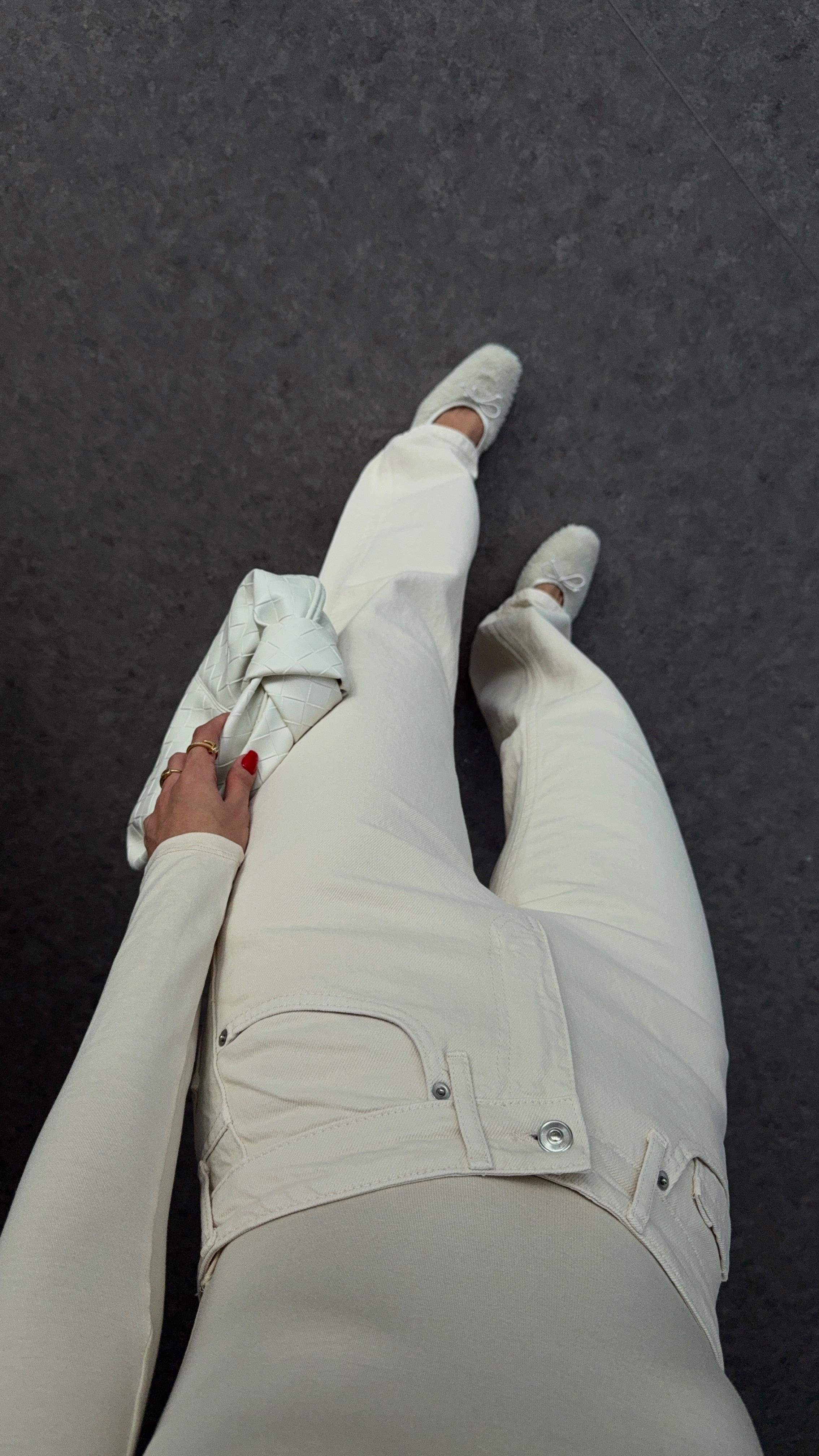 Straight Krem Jean