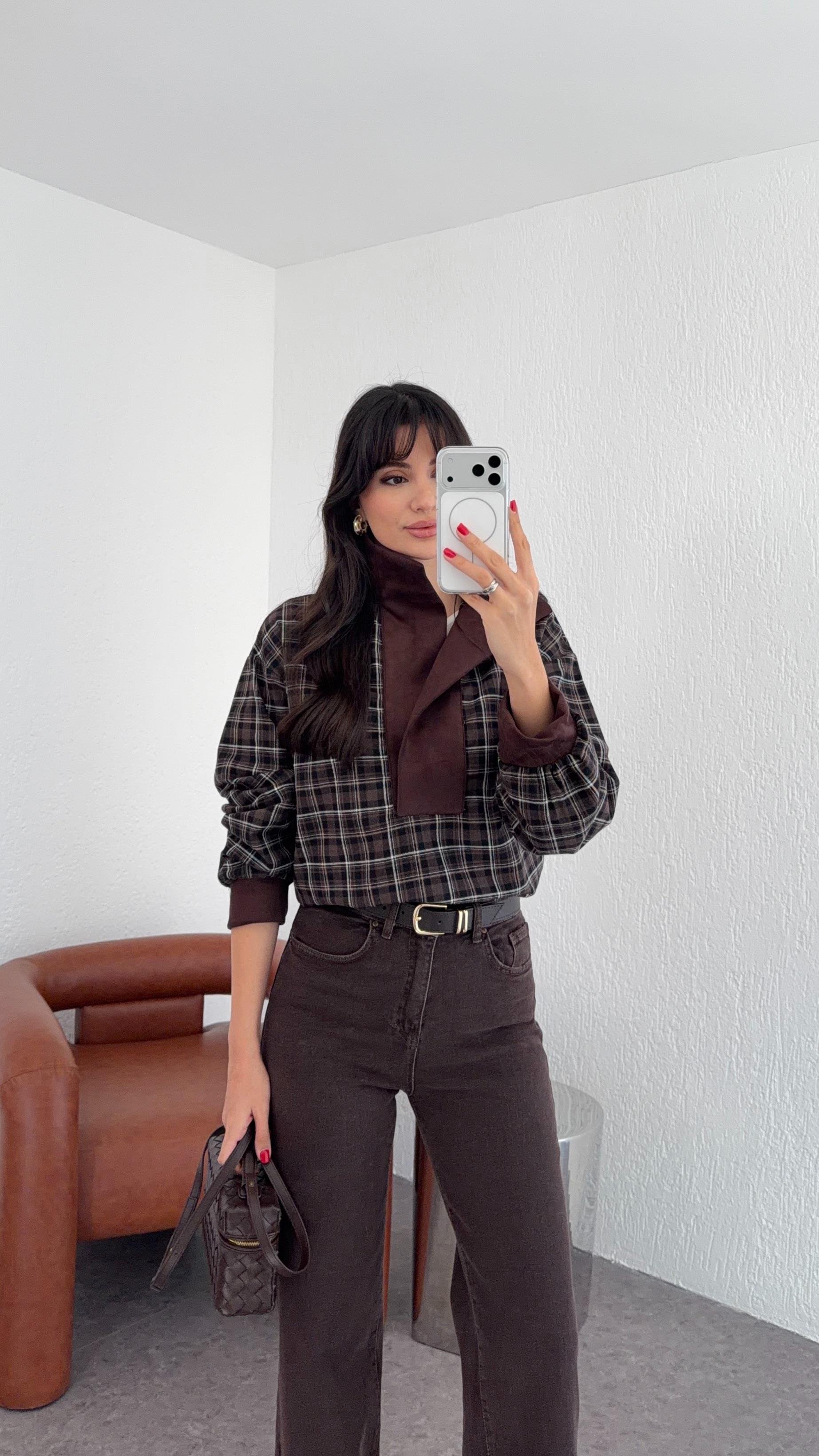 Süet Detaylı Kahve Sweat