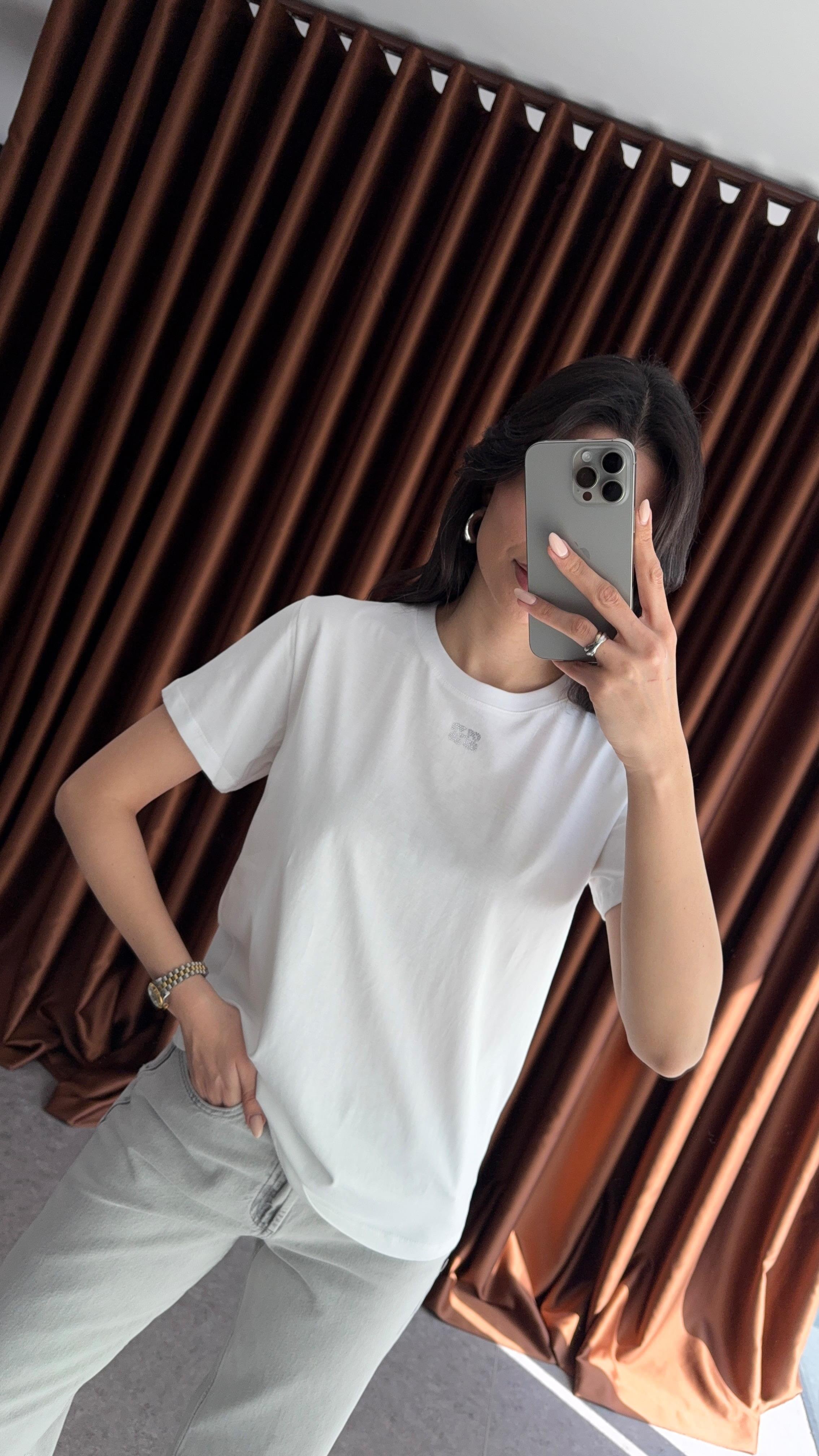 Taş Baskılı Beyaz Tshirt