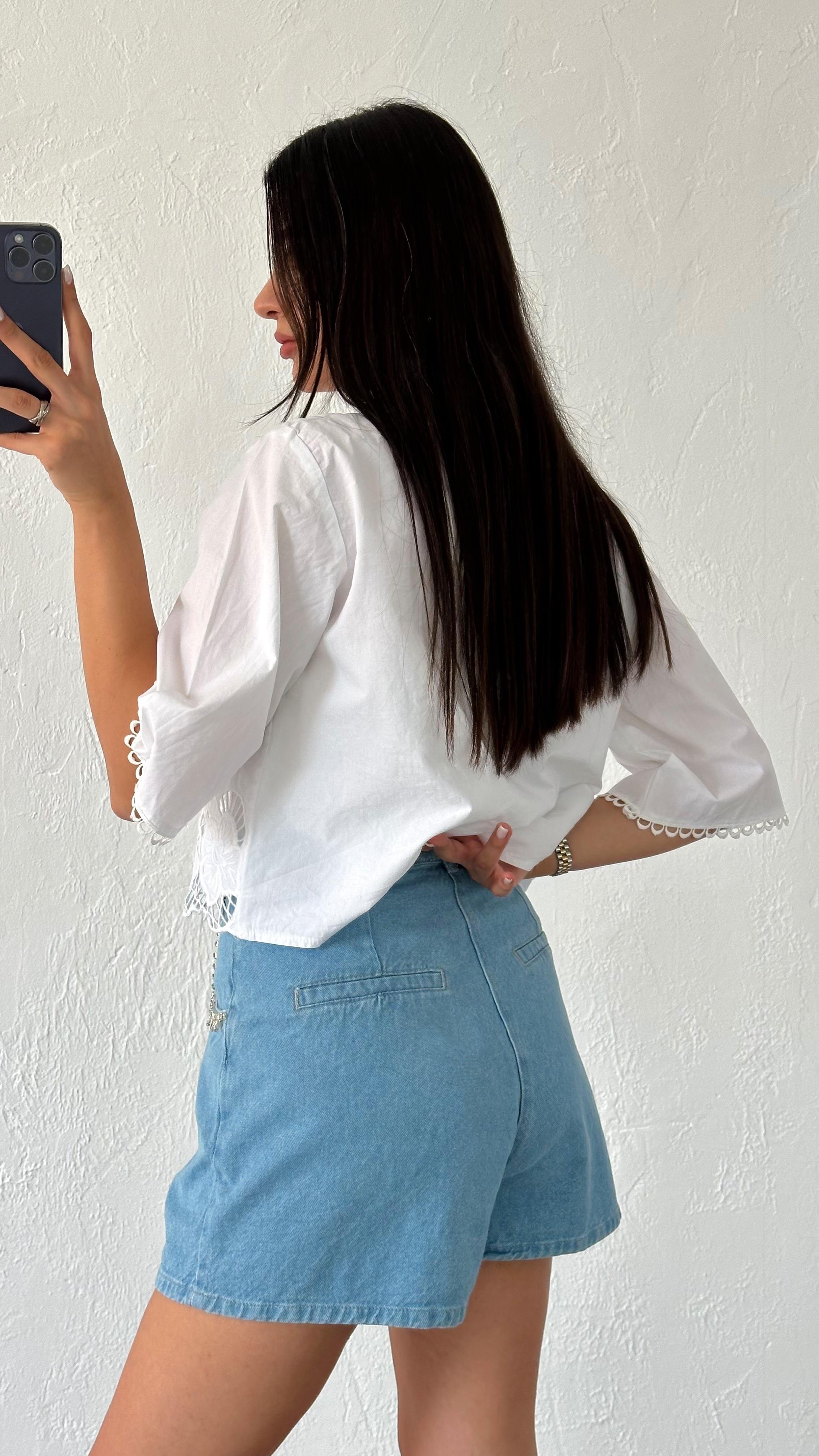Taşlı Mavi Denim Şort