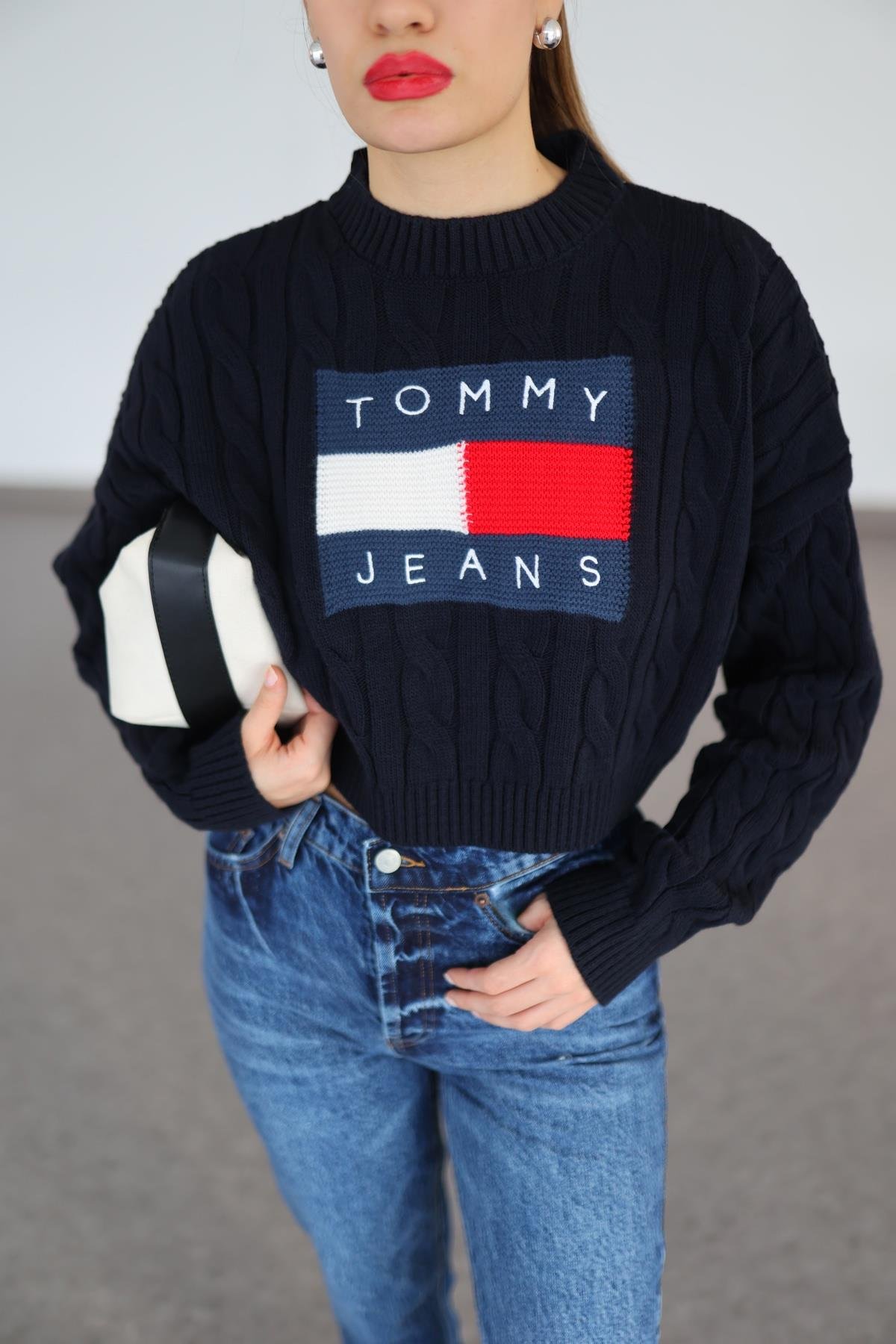 Tomy Crop Lacivert Kazak