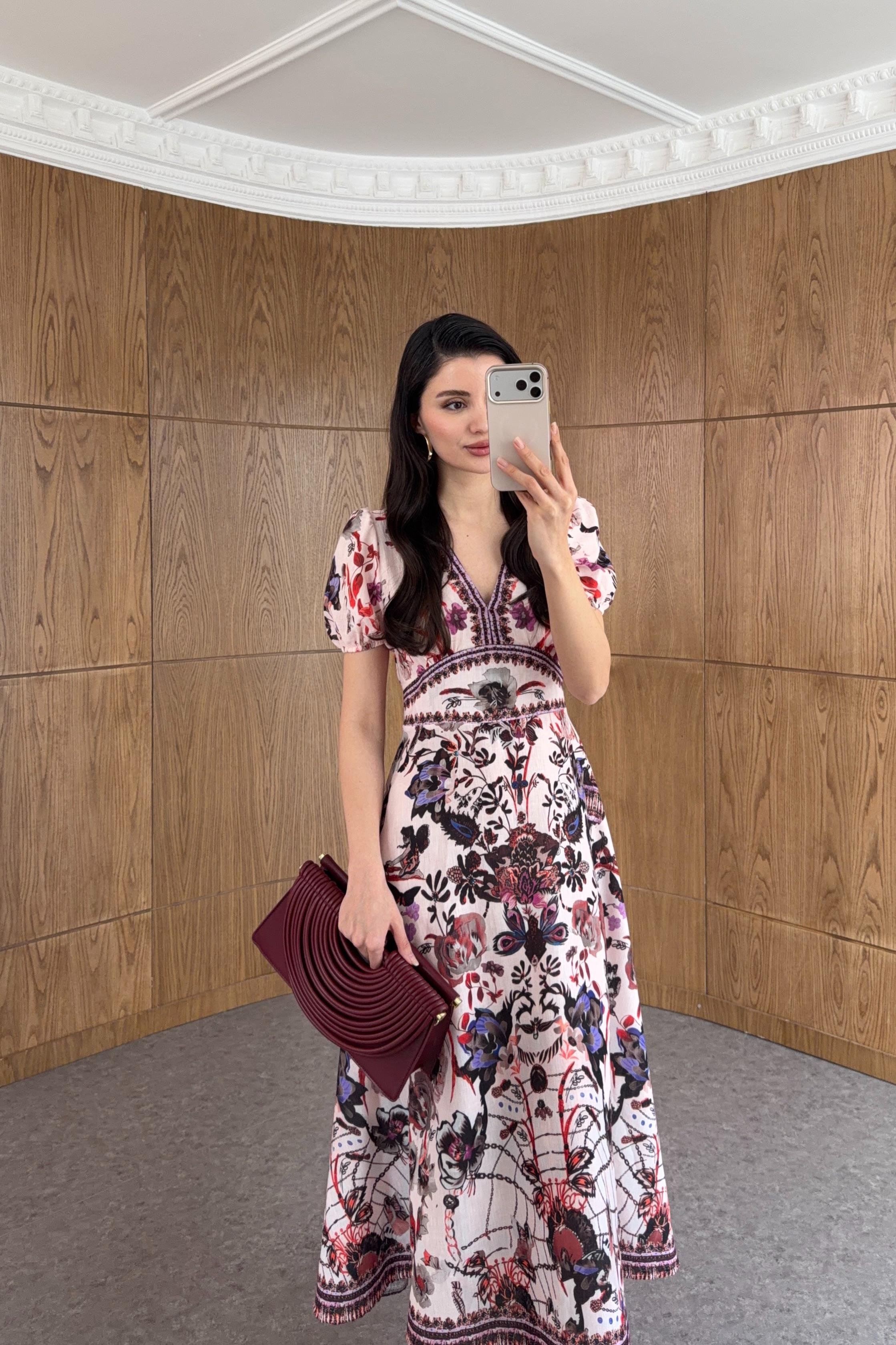 V Yaka Floral Elbise
