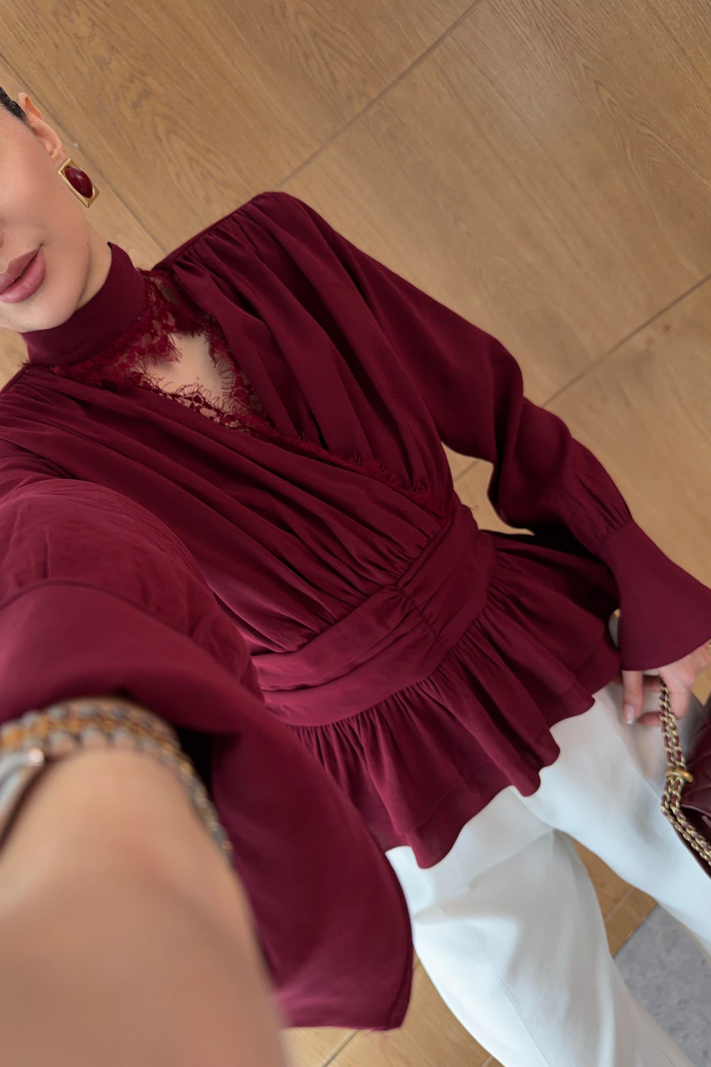Vatkalı Modal Dantelli Bordo Bluz