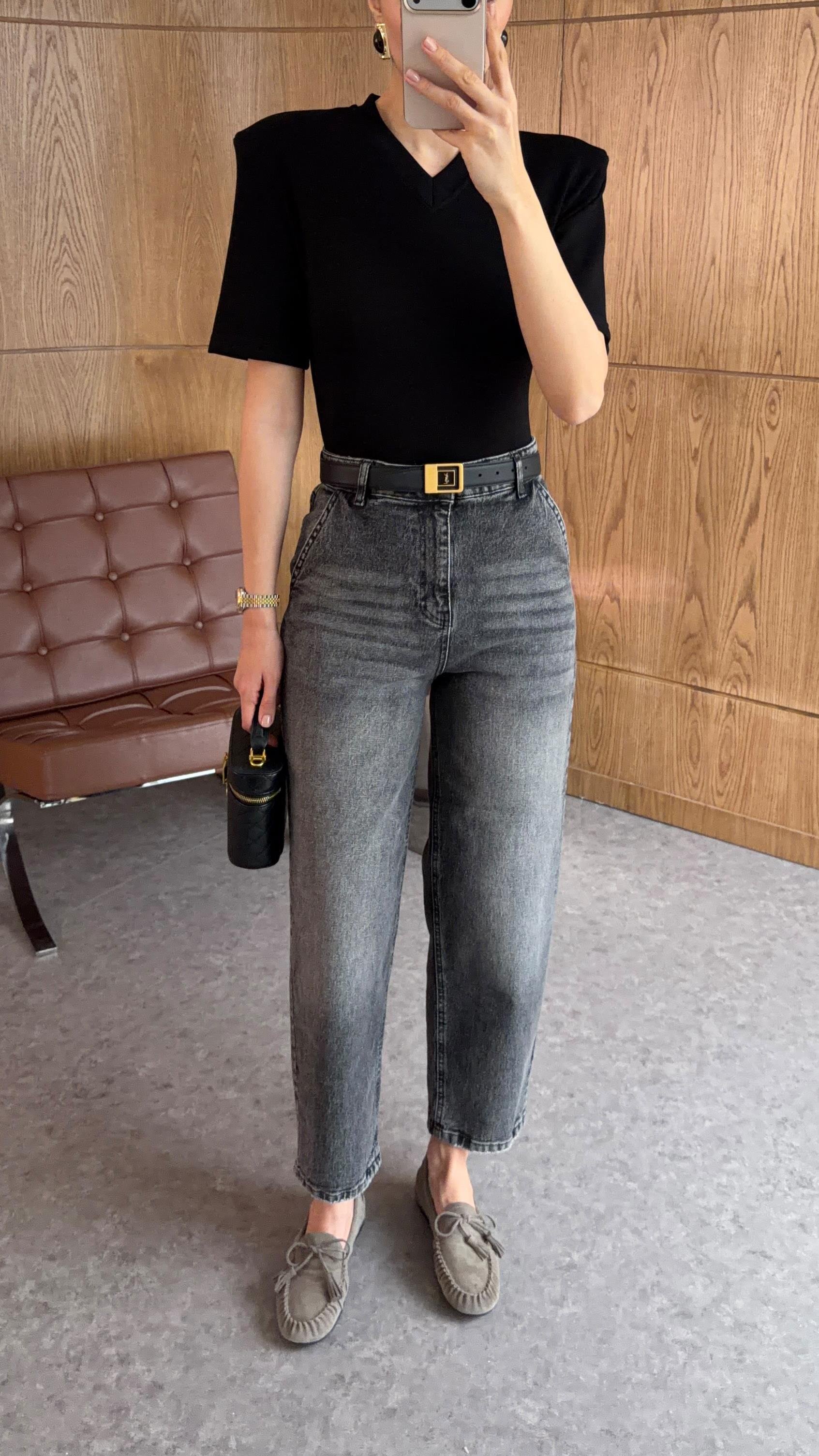 Vatkalı Siyah Bodysuit(Ön Sipariştir,2 Şubatta Kargolanacaktır.)