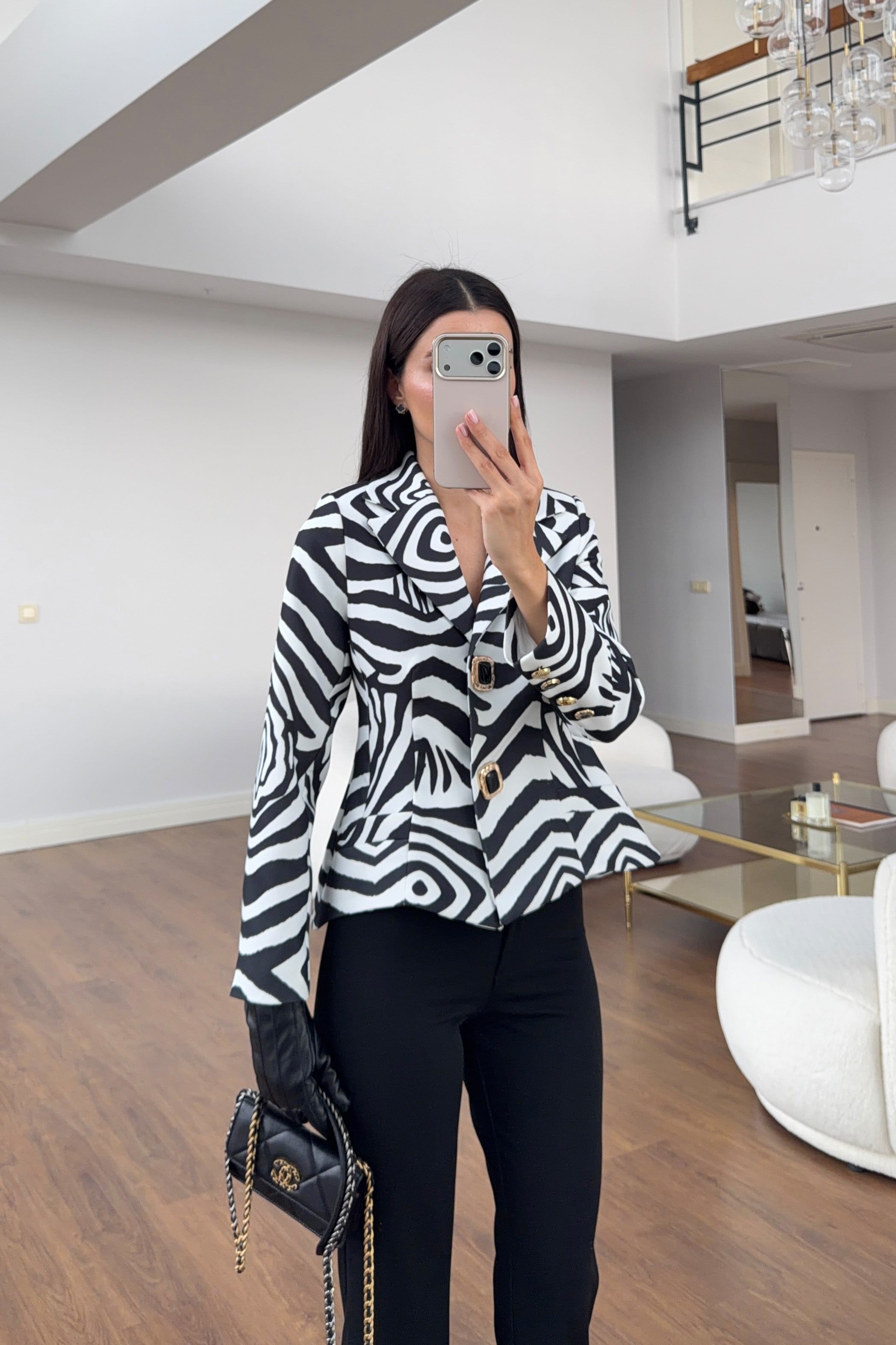 Vatkalı Zebra Desen Ceket