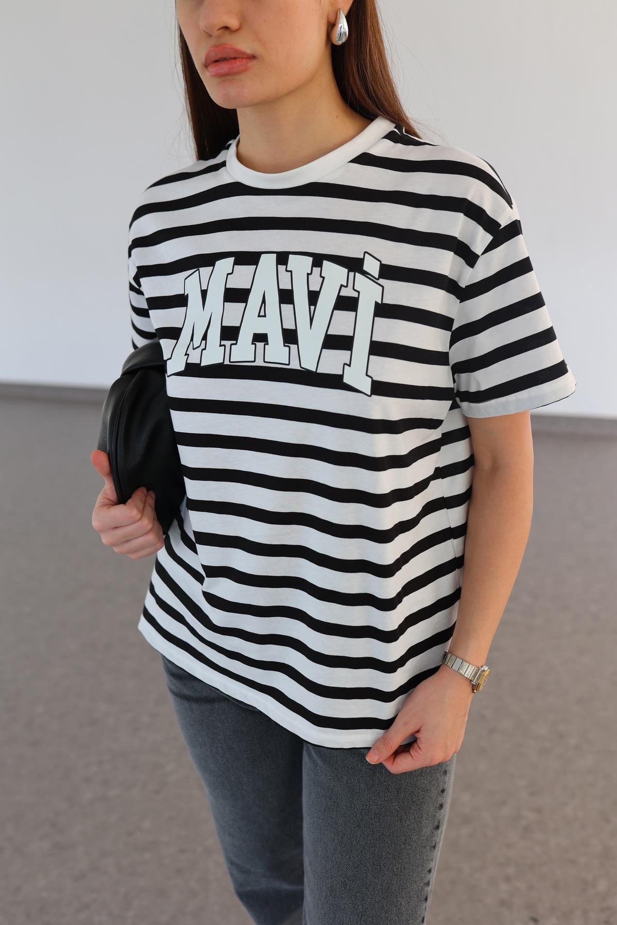 Vi Çizgili Tshirt