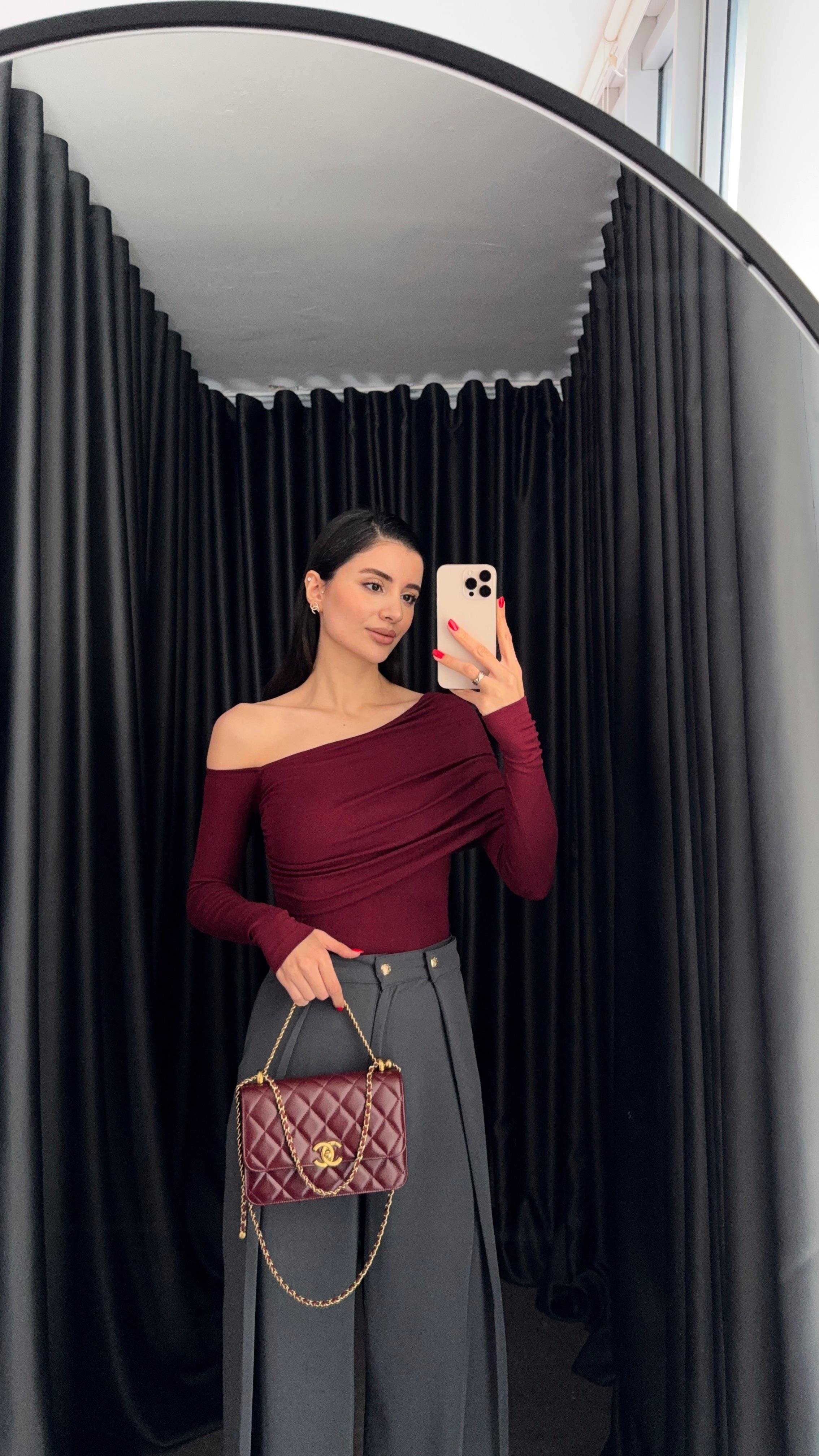 Yaka Detaylı Bordo Bluz