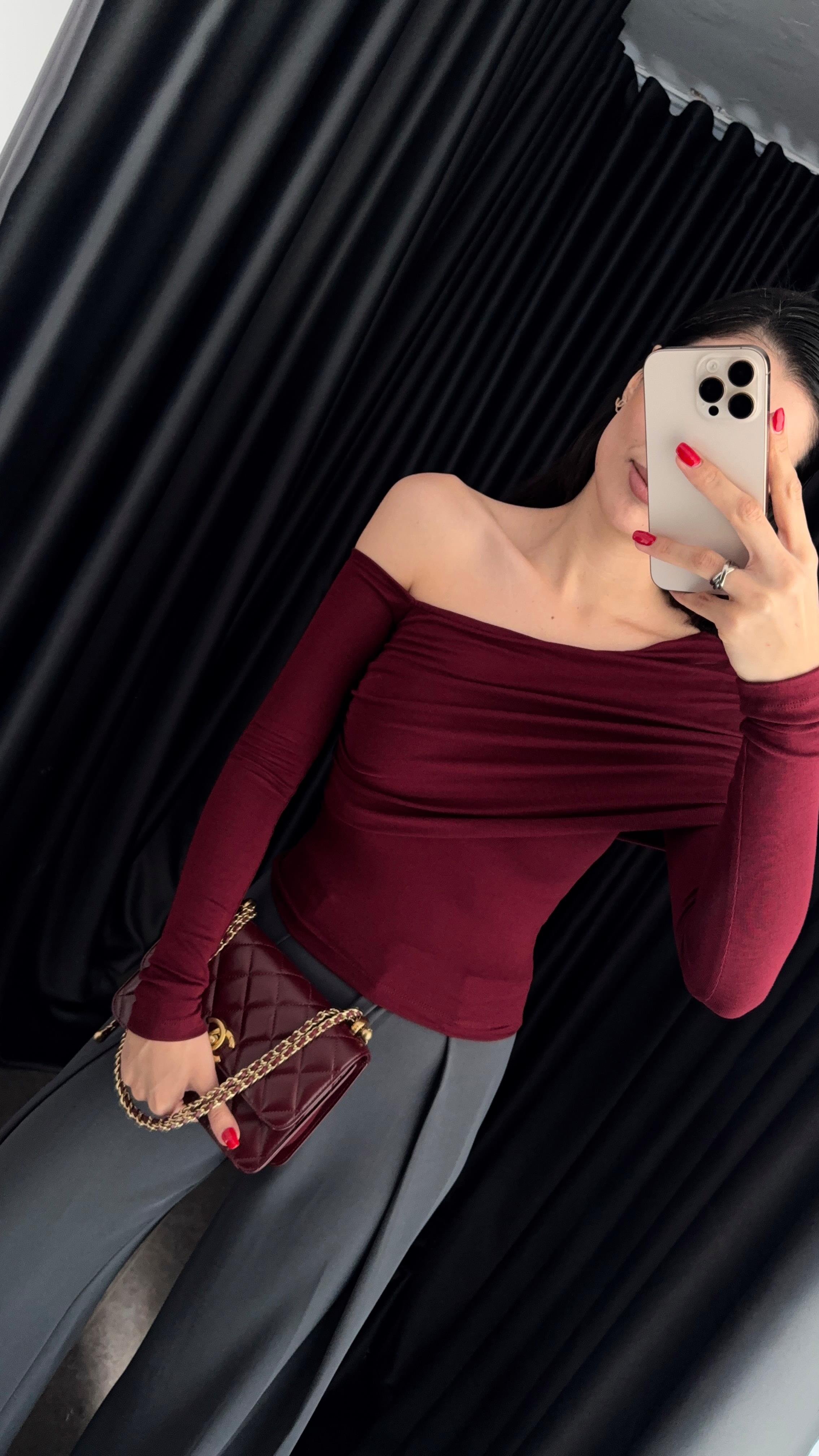 Yaka Detaylı Bordo Bluz