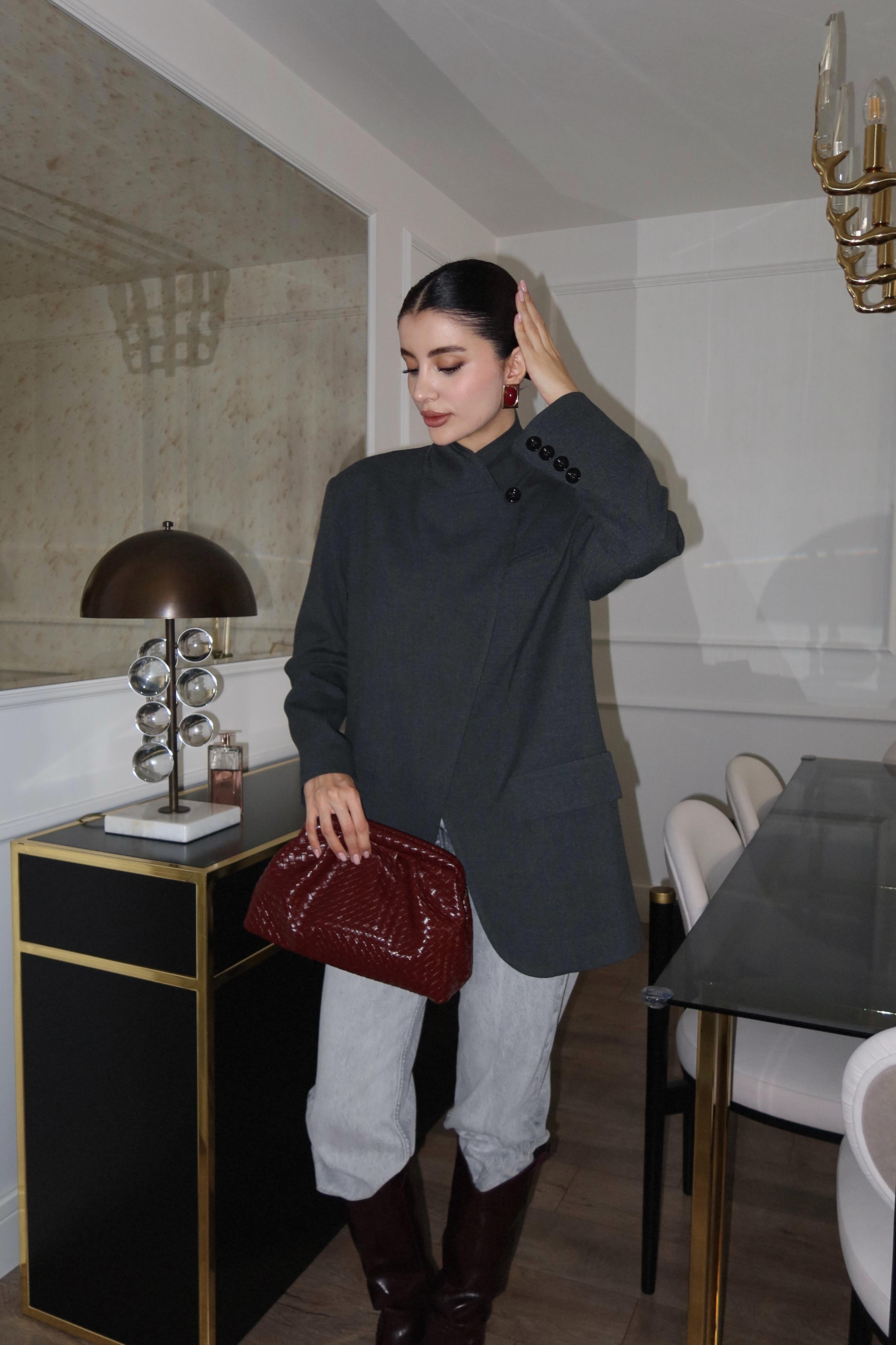 Yaka Düğmeli Antrasit Blazer(11 Kasımda Kargolanacaktır,Ön Sipariştir.)