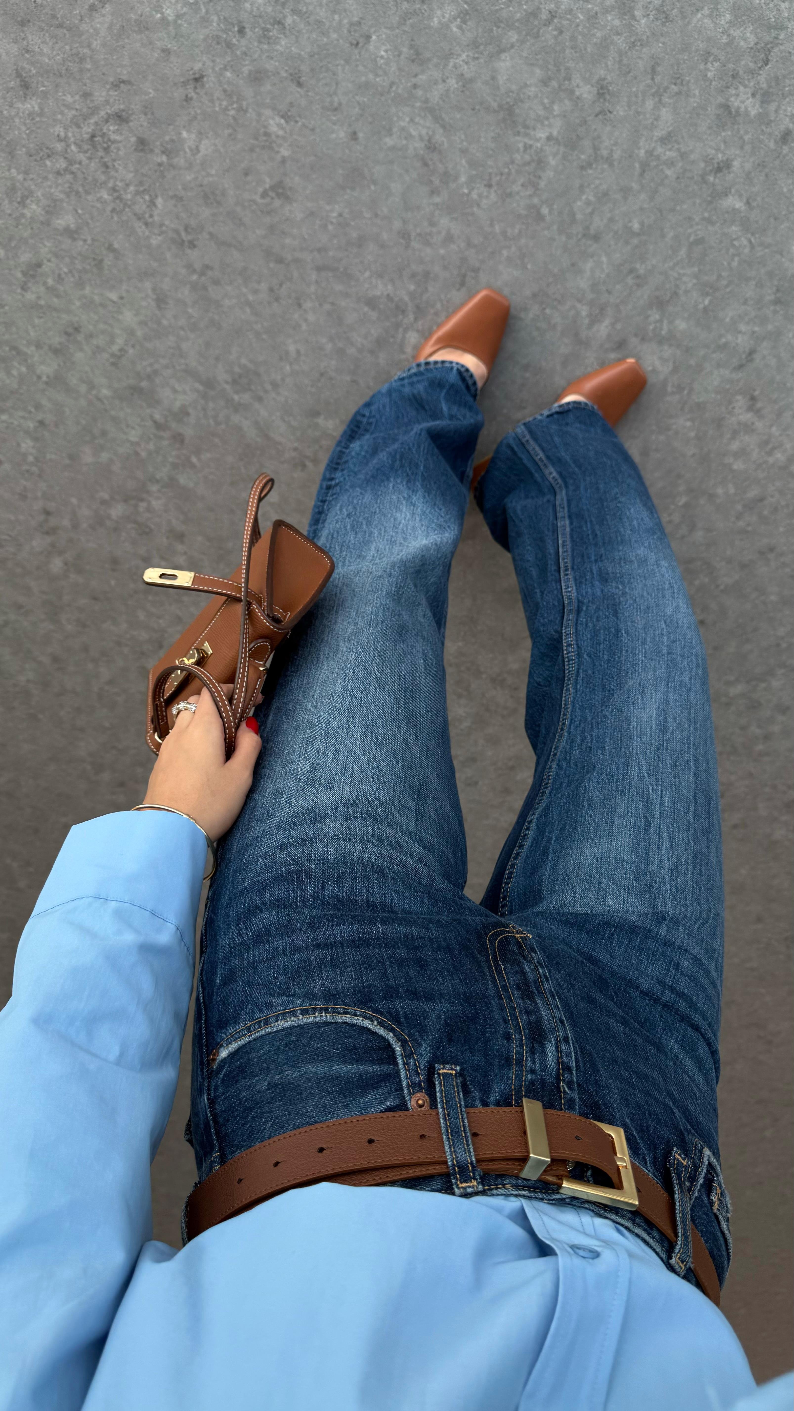 Yıkamalı Koyu Mavi Jean