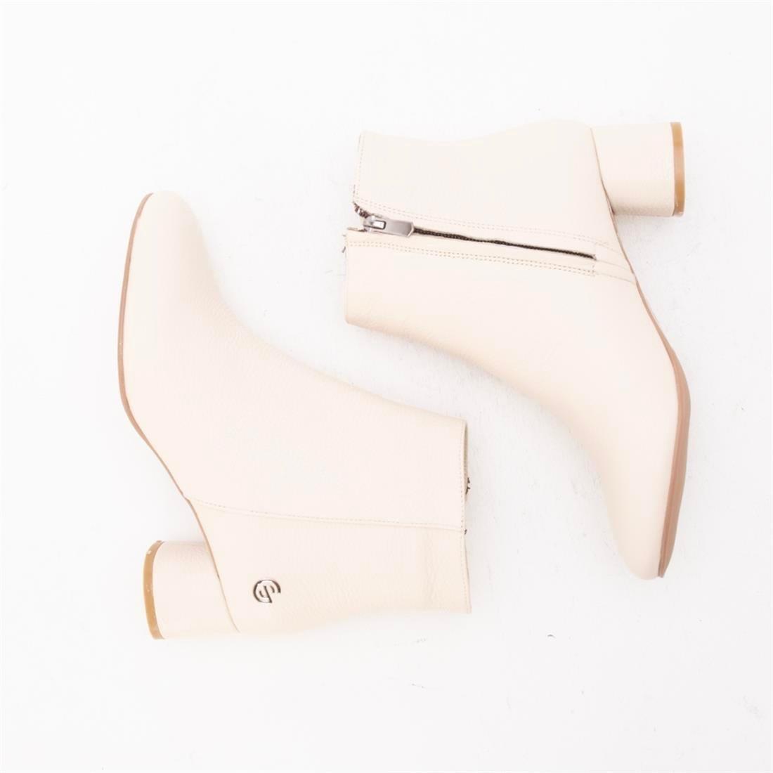 GUSSE BERTHE KADIN HAKIKI DERI BOT K370