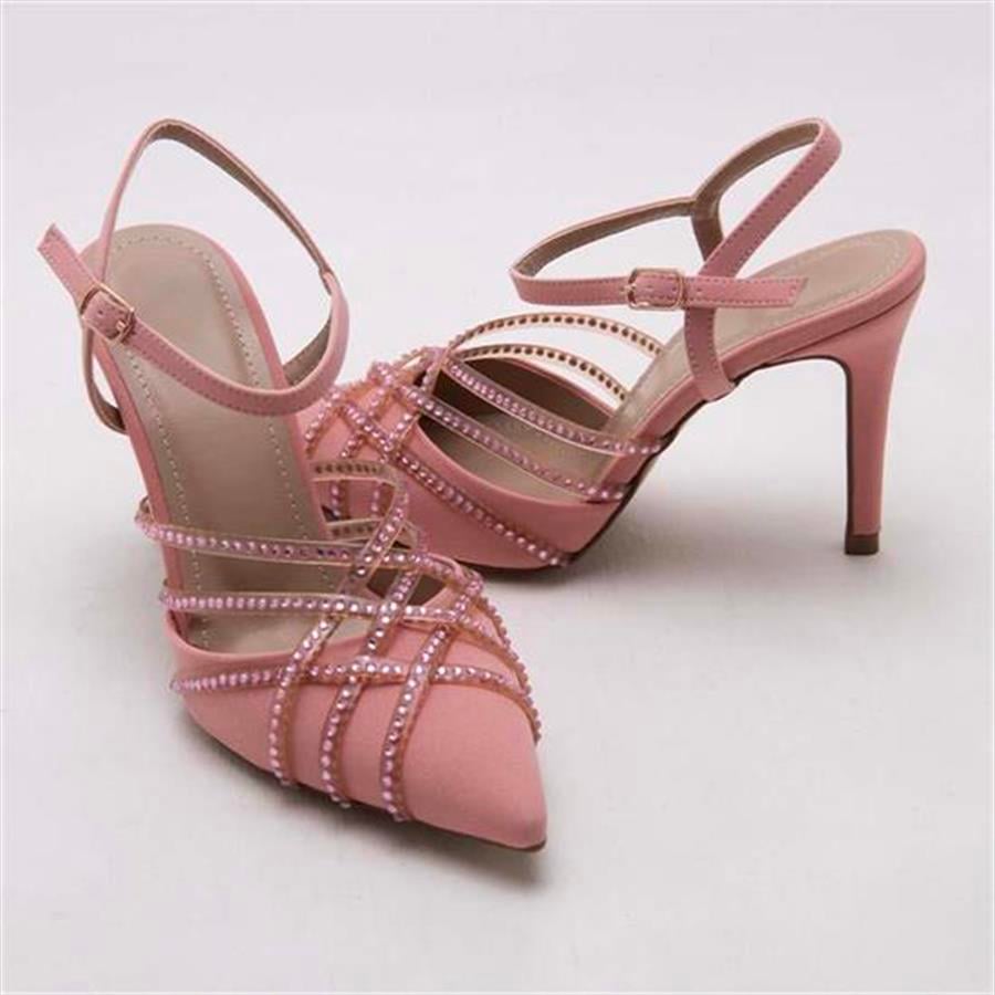 GUSSE COLDWEEL KADIN  TAŞLI ABİYE SANDALET