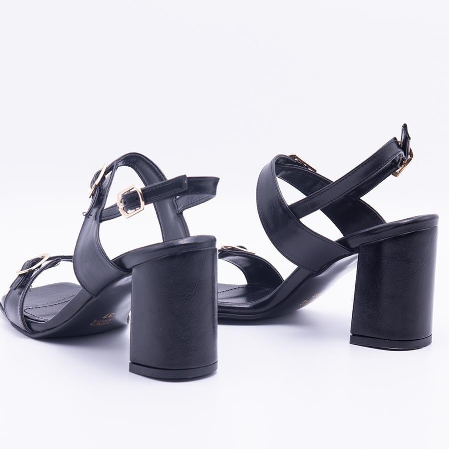 Gusse Novery Kadın Rugan Sandalet 610-5SR