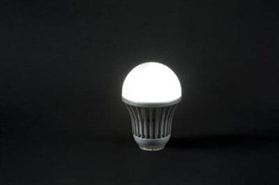 CT4229 7W BEYAZ ŞARJLI LED AMPUL E27 CATA