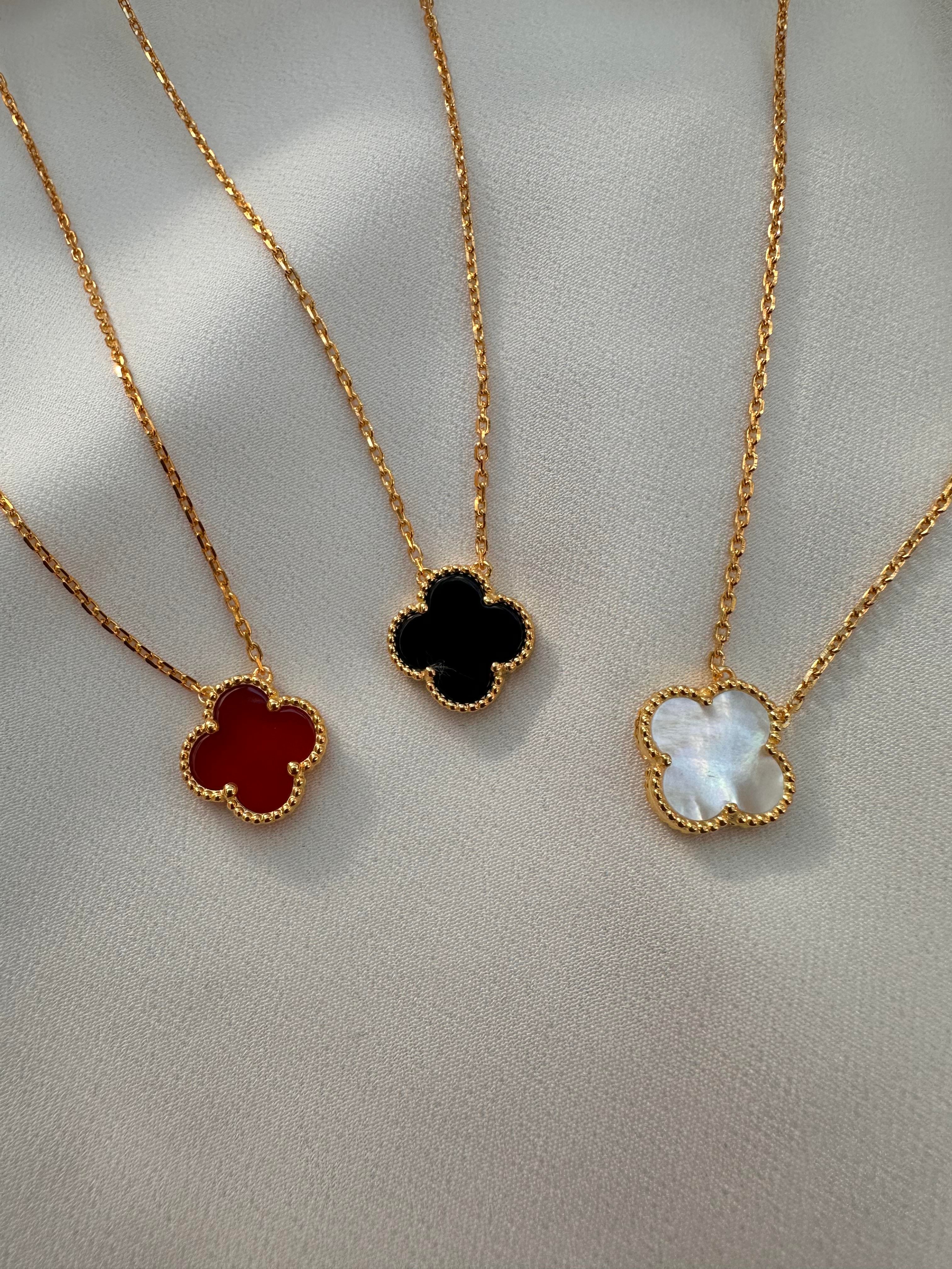 KolyeBeyaz Sedefli Tekli Yonca Kolye Gold