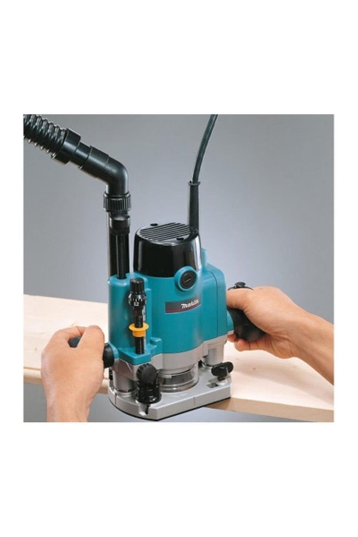 Makita RP0910 900W Dik Freze