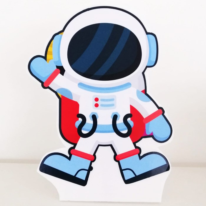 Ayaklı Dekor Pano - Astronot - 29 cm