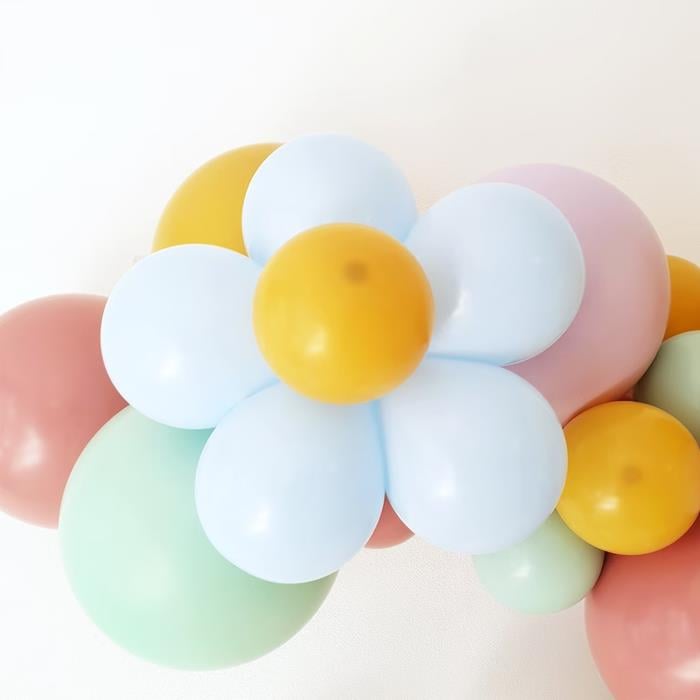 Hardal Mercan Makaron Yeşili Papatya Temalı Balon Zincir Seti