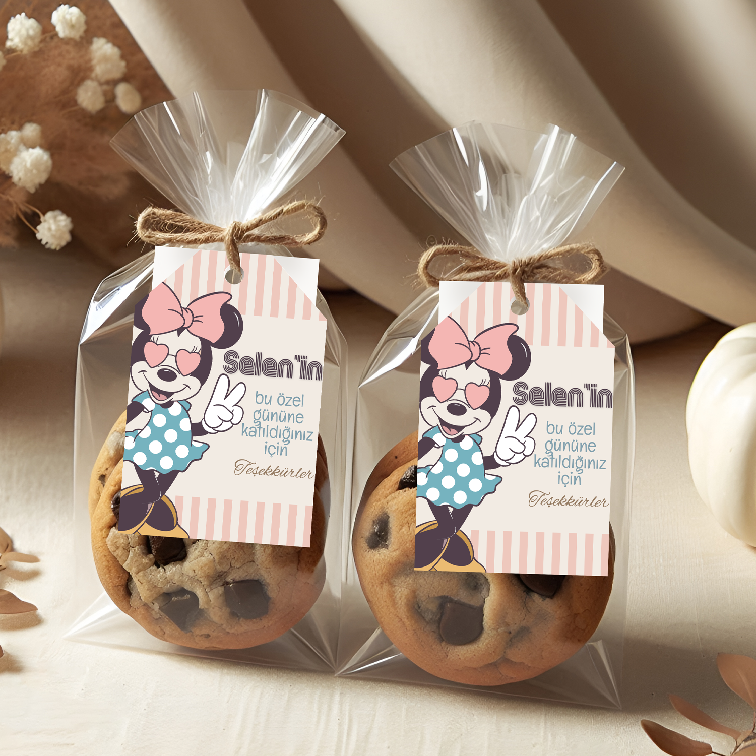 Minnie Mouse Temalı Kişiye Özel Teşekkür Kartı 8'li